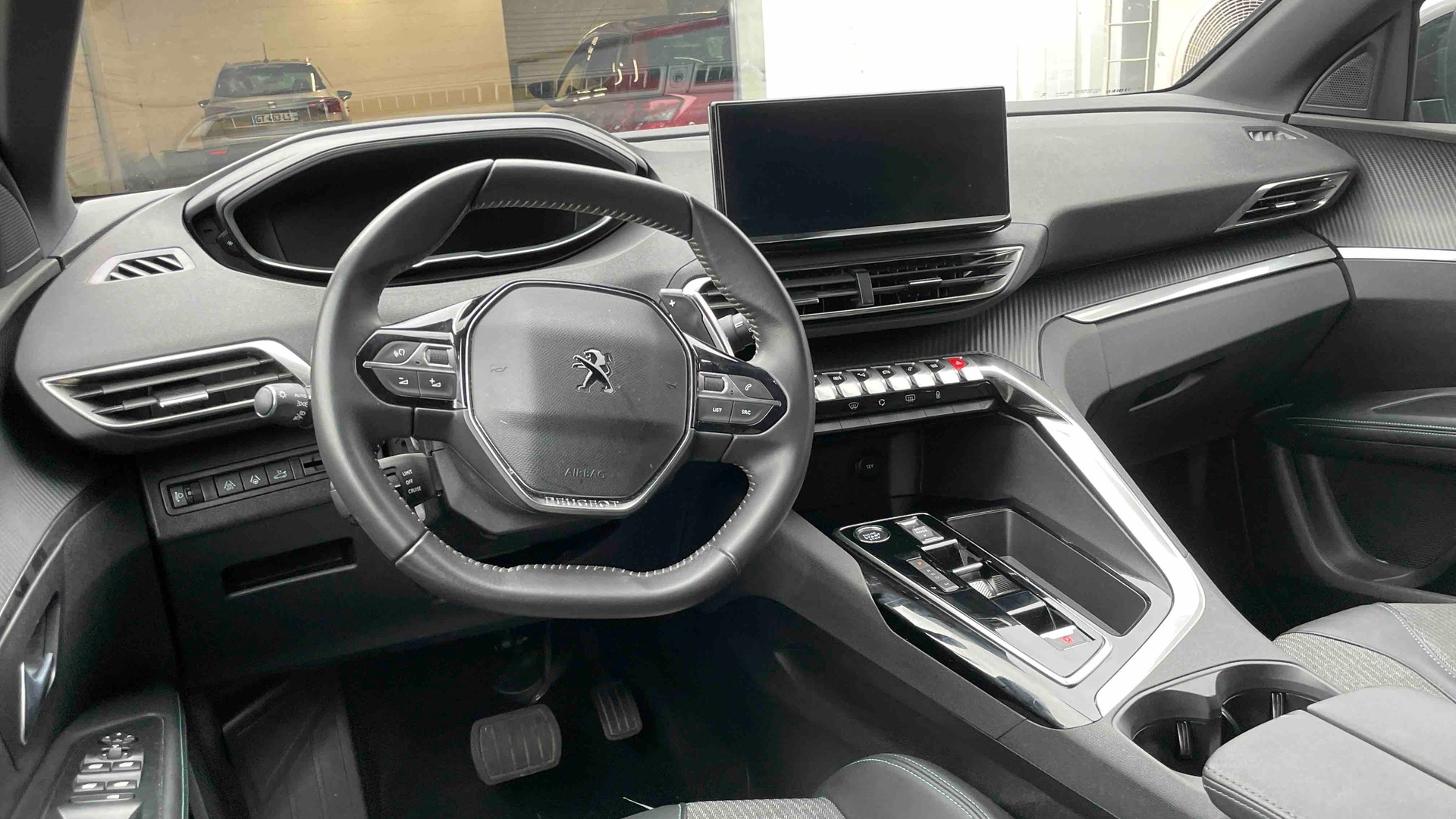 PEUGEOT 5008 Hybrid 136 e-DCS6 Allure Pack