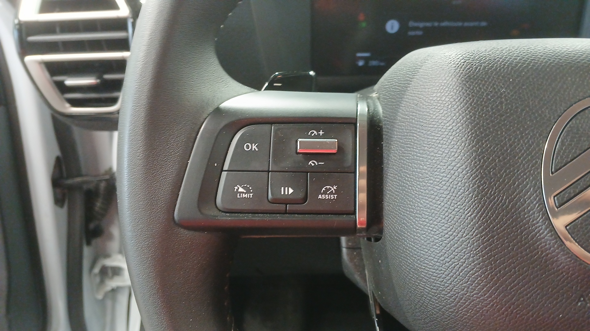 CITROEN C4 Hybride 136 e-DCS6 Plus