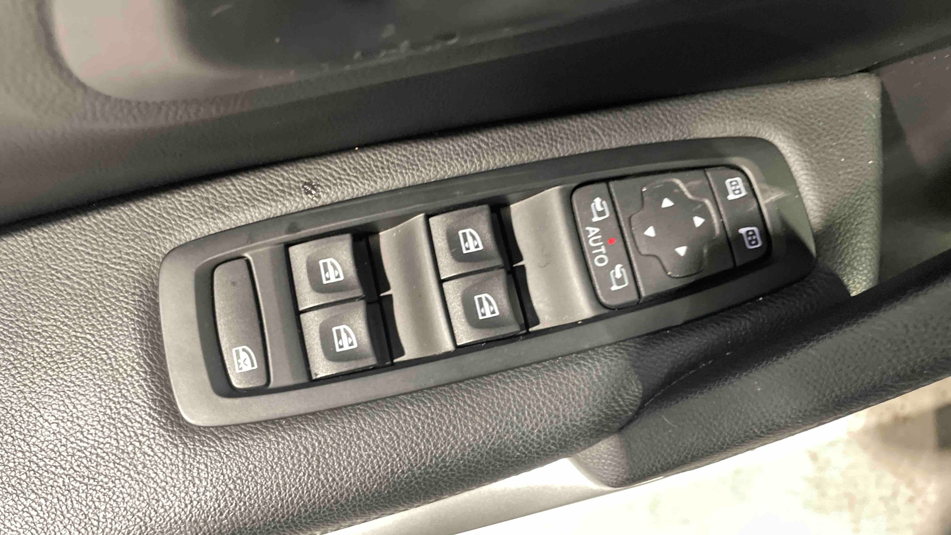 RENAULT KADJAR TCe 140 EDC Techno