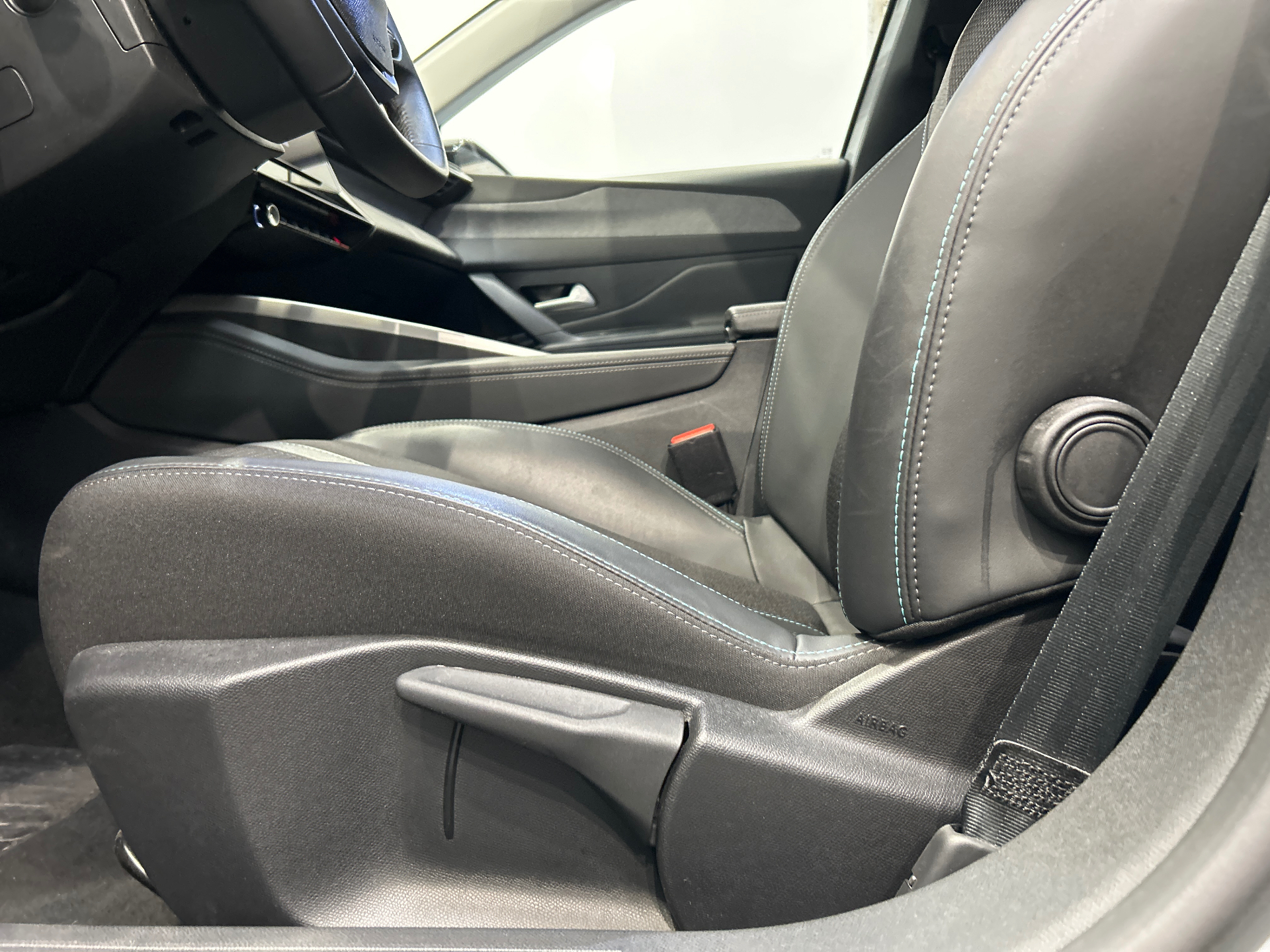 PEUGEOT 308 SW ALLURE BLUEHDI 130 S&S EAT8
