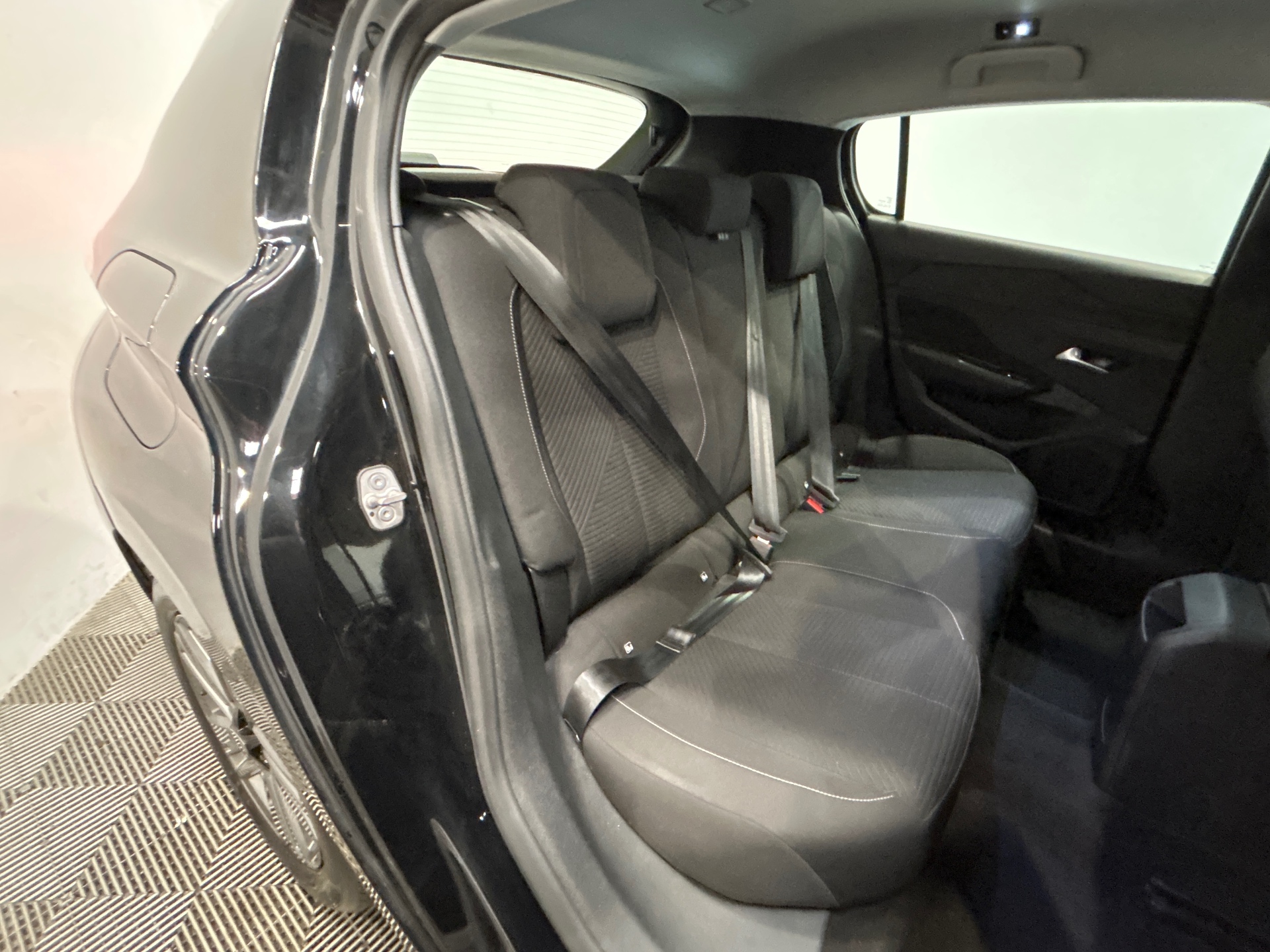 PEUGEOT 308 ACTIVE PACK PTECH130 S&S EAT8