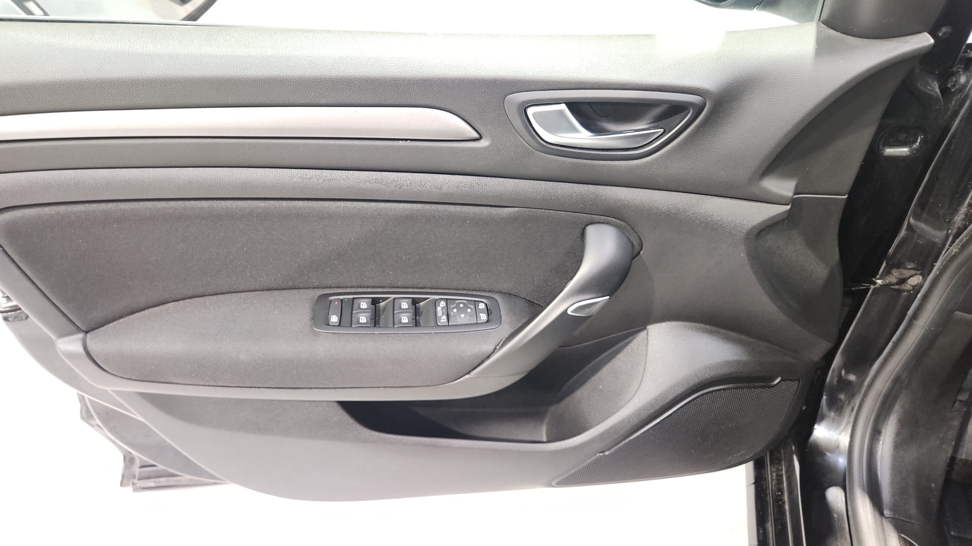 RENAULT MEGANE IV BERLINE Blue dCi 115 - 21B Business
