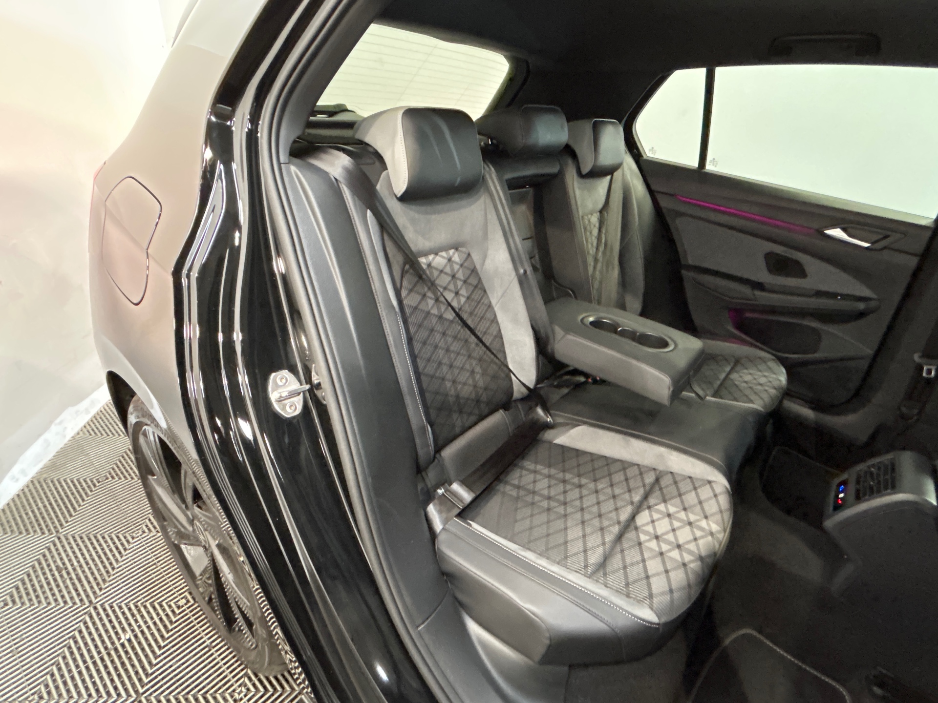 VOLKSWAGEN GOLF 1.5 eTSI OPF 150 DSG7 R-Line