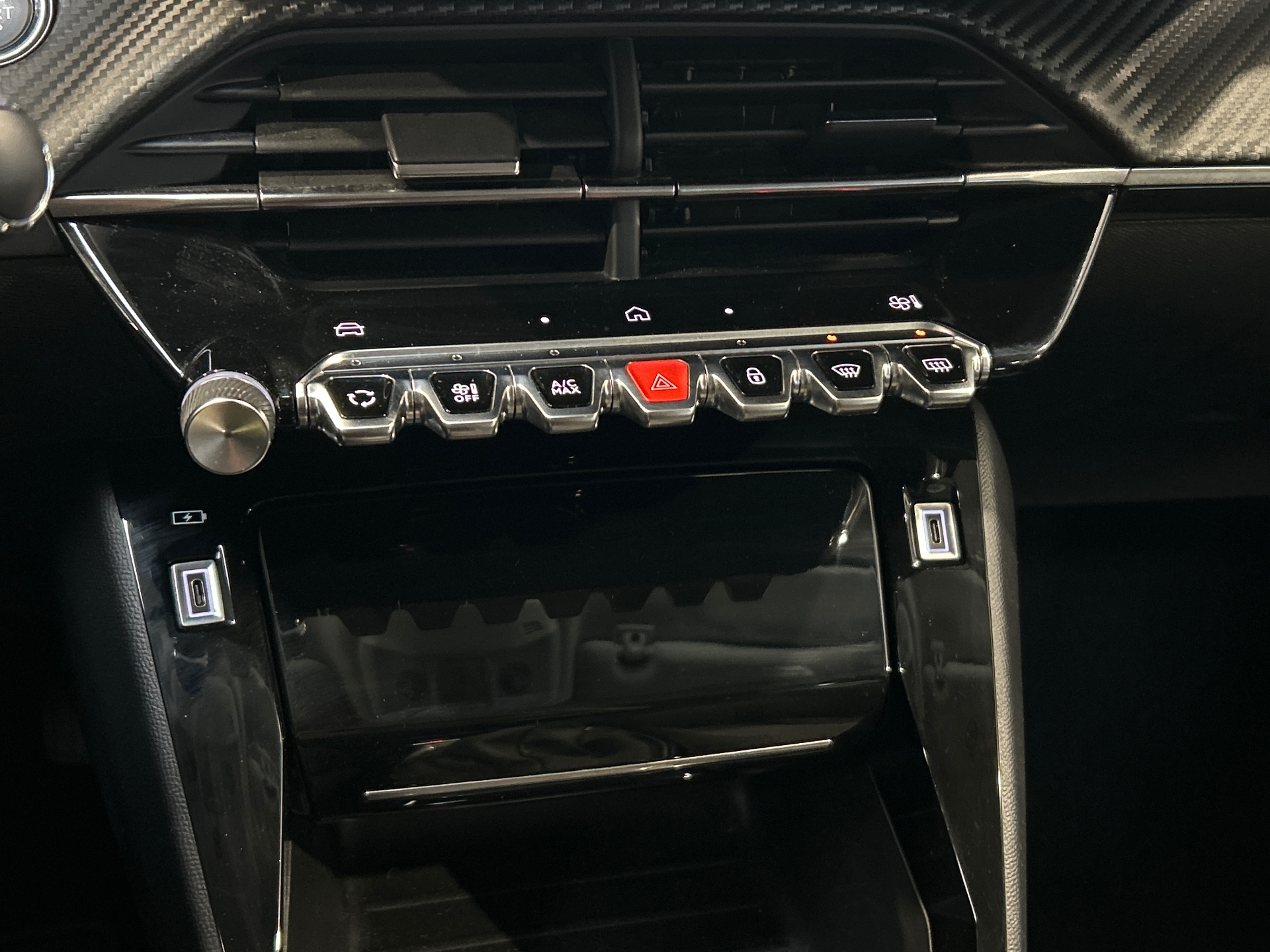 PEUGEOT 208 ALL PT100 BVM