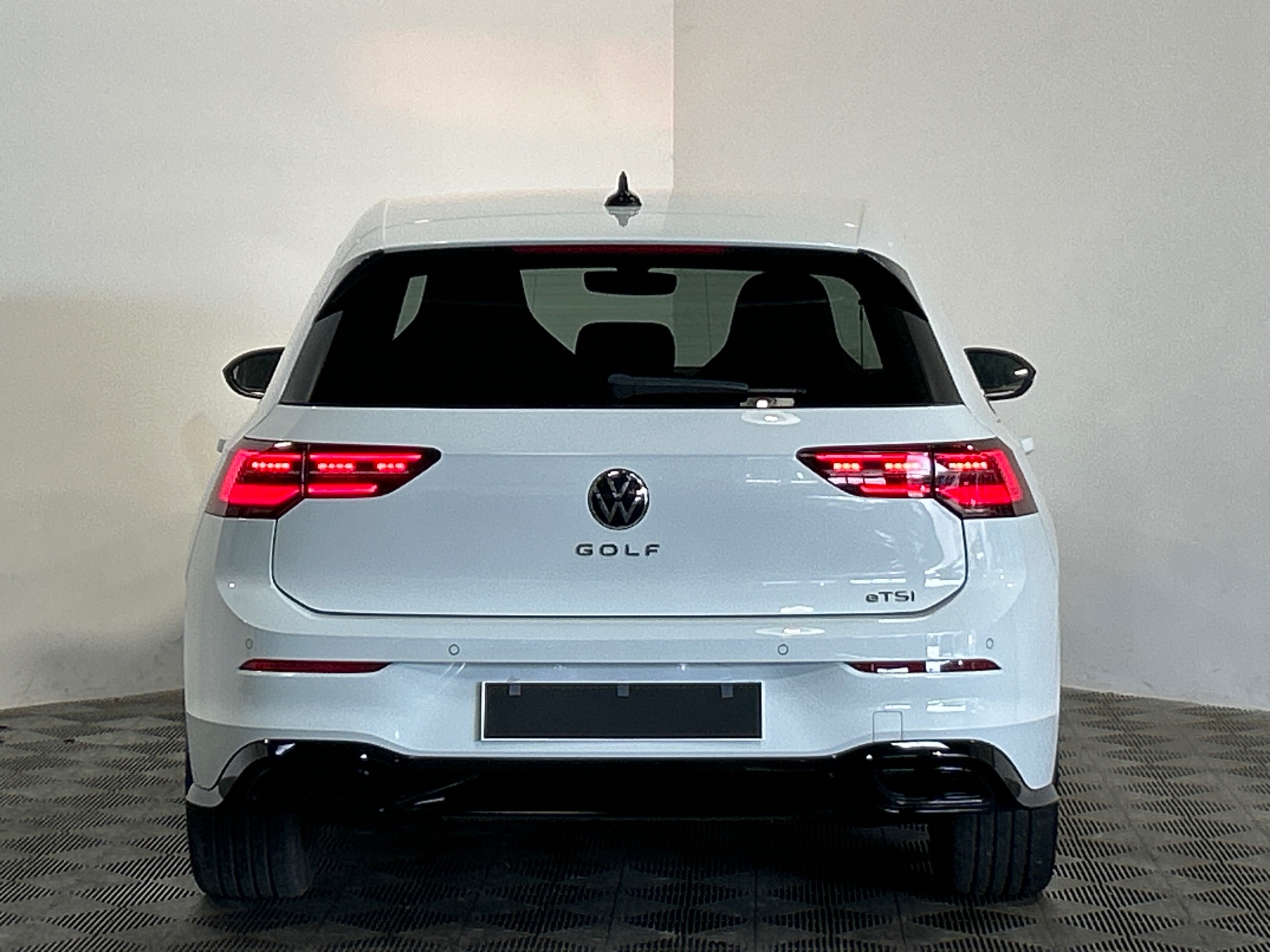 VOLKSWAGEN GOLF 1.5 eTSI OPF 150 DSG7 R-Line