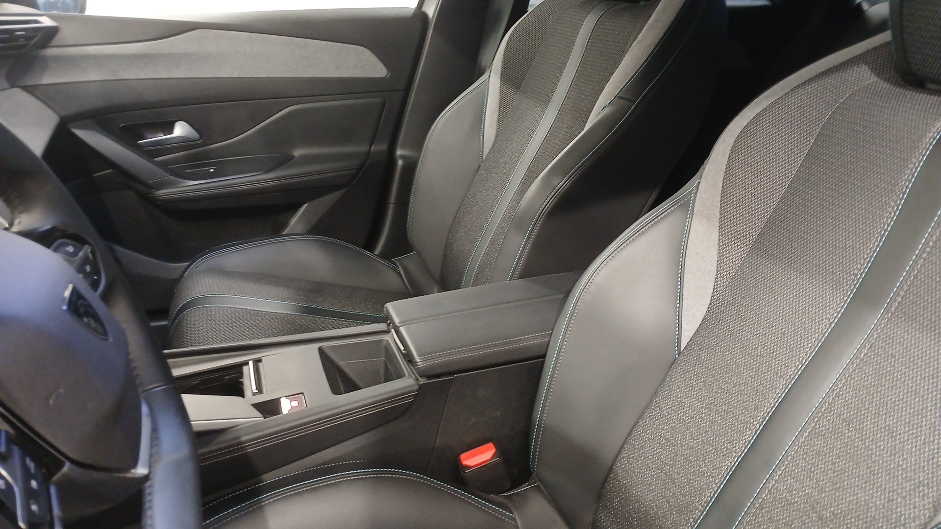 PEUGEOT 308 SW ALLURE BLUEHDI 130 S&S EAT8
