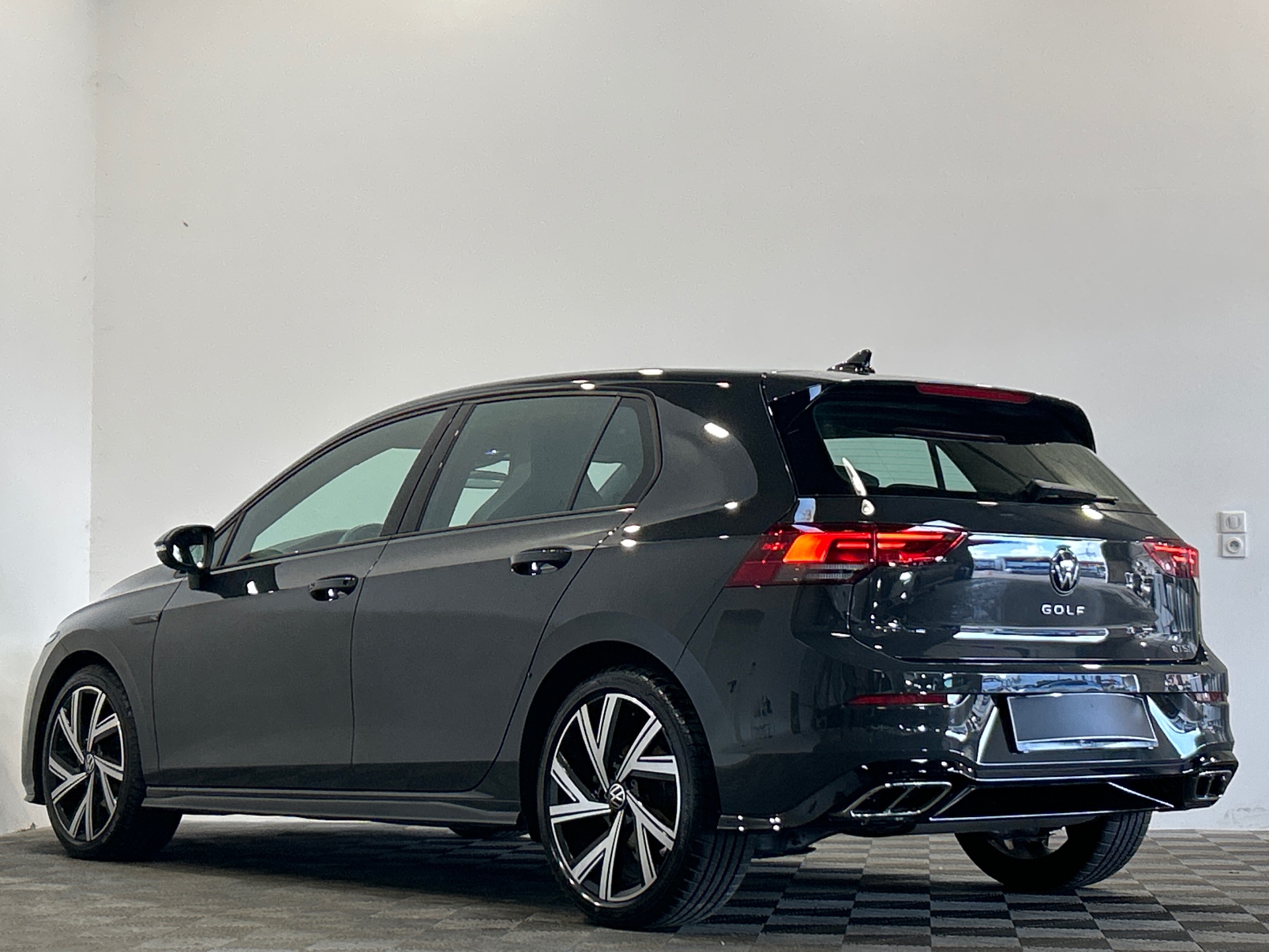 VOLKSWAGEN GOLF 1.5 eTSI OPF 150 DSG7 R-Line