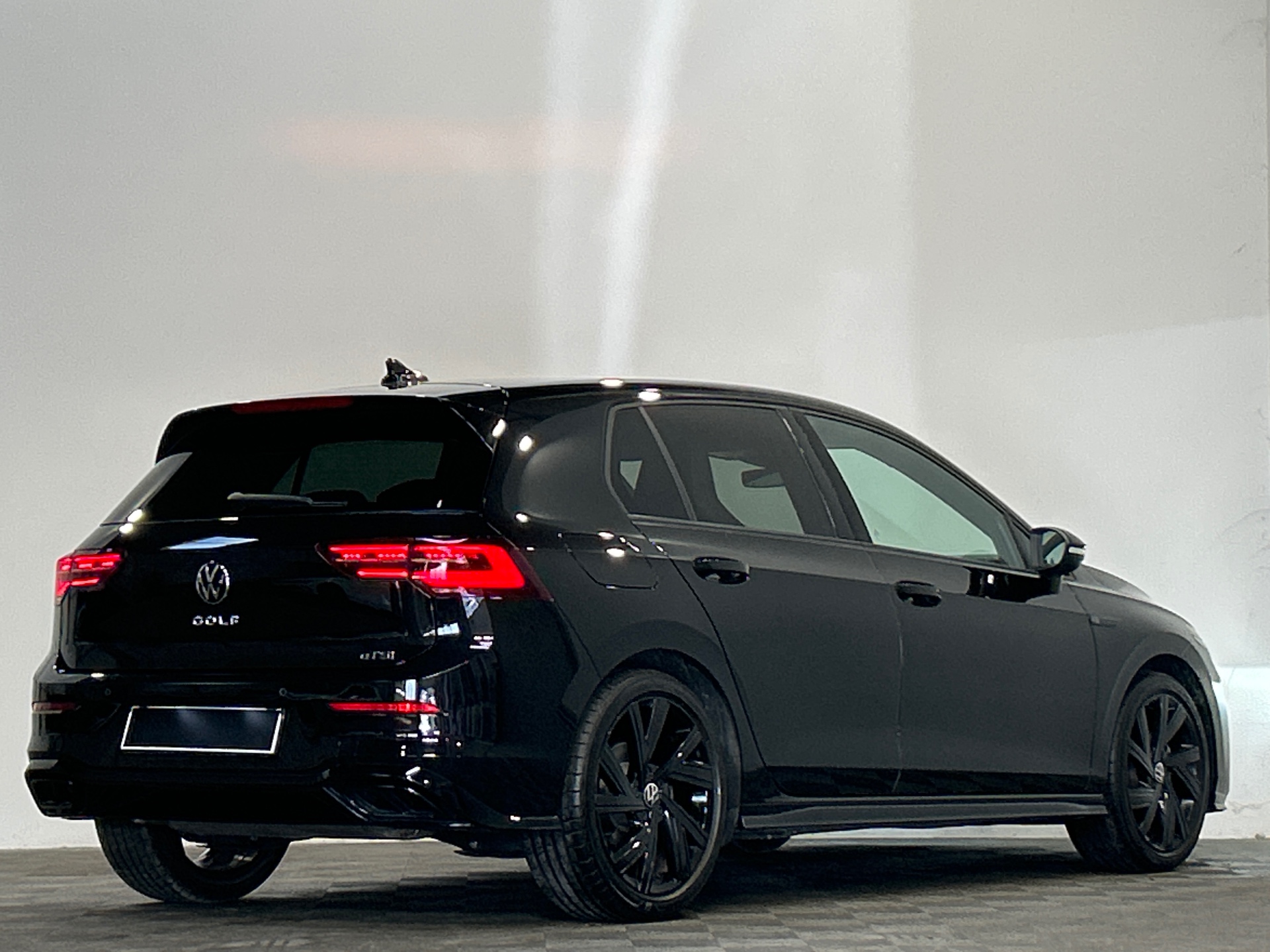 VOLKSWAGEN GOLF 1.5 eTSI OPF 150 DSG7 R-Line