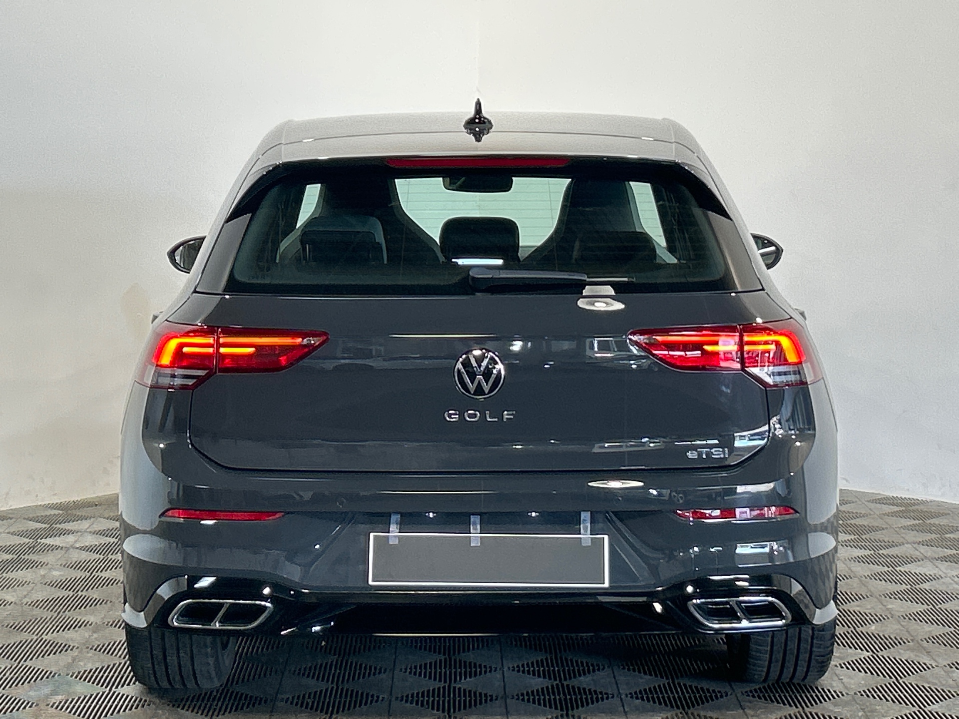 VOLKSWAGEN GOLF 1.5 eTSI OPF 150 DSG7 R-Line