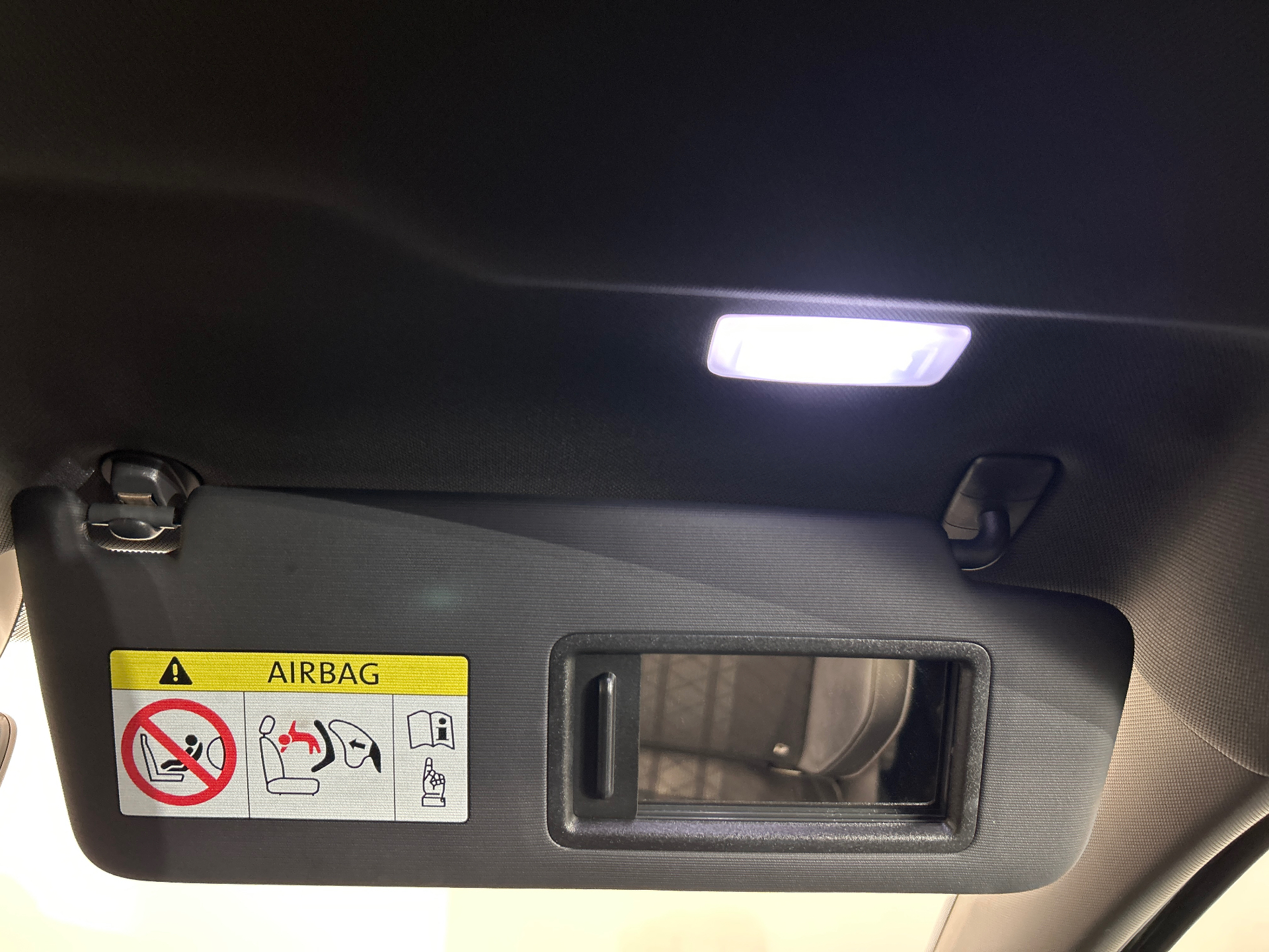 VOLKSWAGEN GOLF 1.5 eTSI OPF 150 DSG7 R-Line
