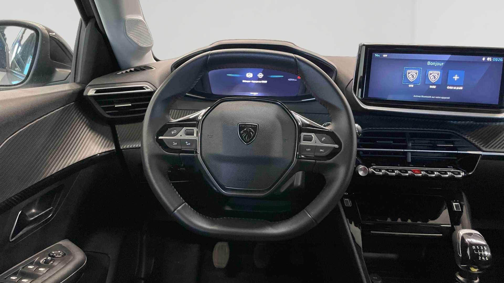 PEUGEOT 208 PureTech 100 S&S BVM6 Allure