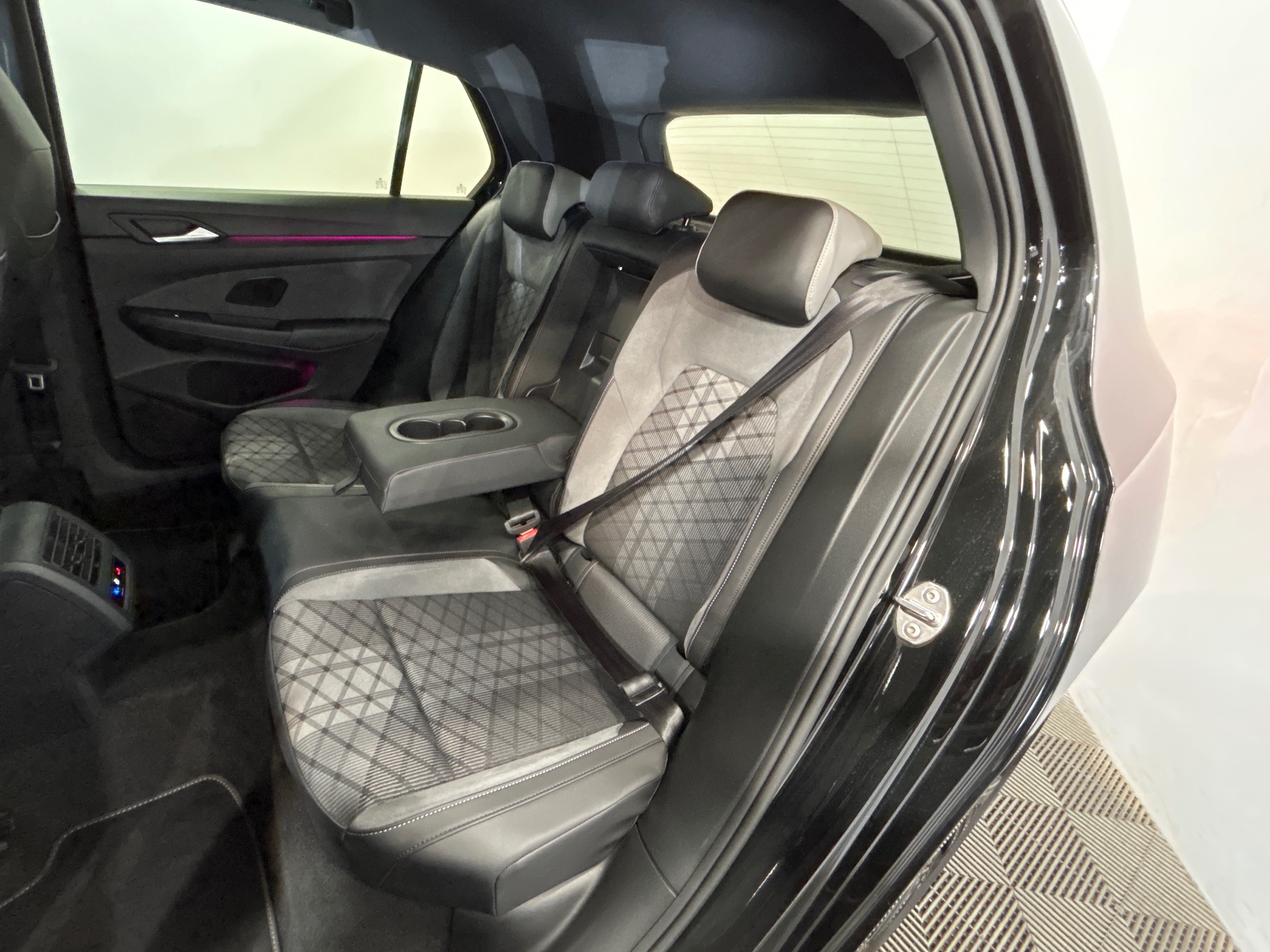 VOLKSWAGEN GOLF 1.5 eTSI OPF 150 DSG7 R-Line