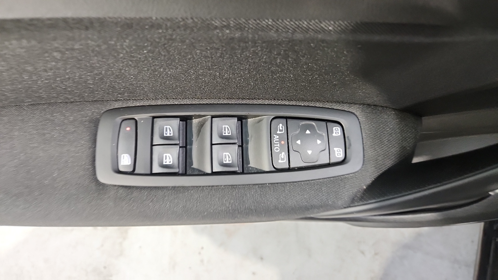 RENAULT MEGANE IV BERLINE Blue dCi 115 - 21B Business