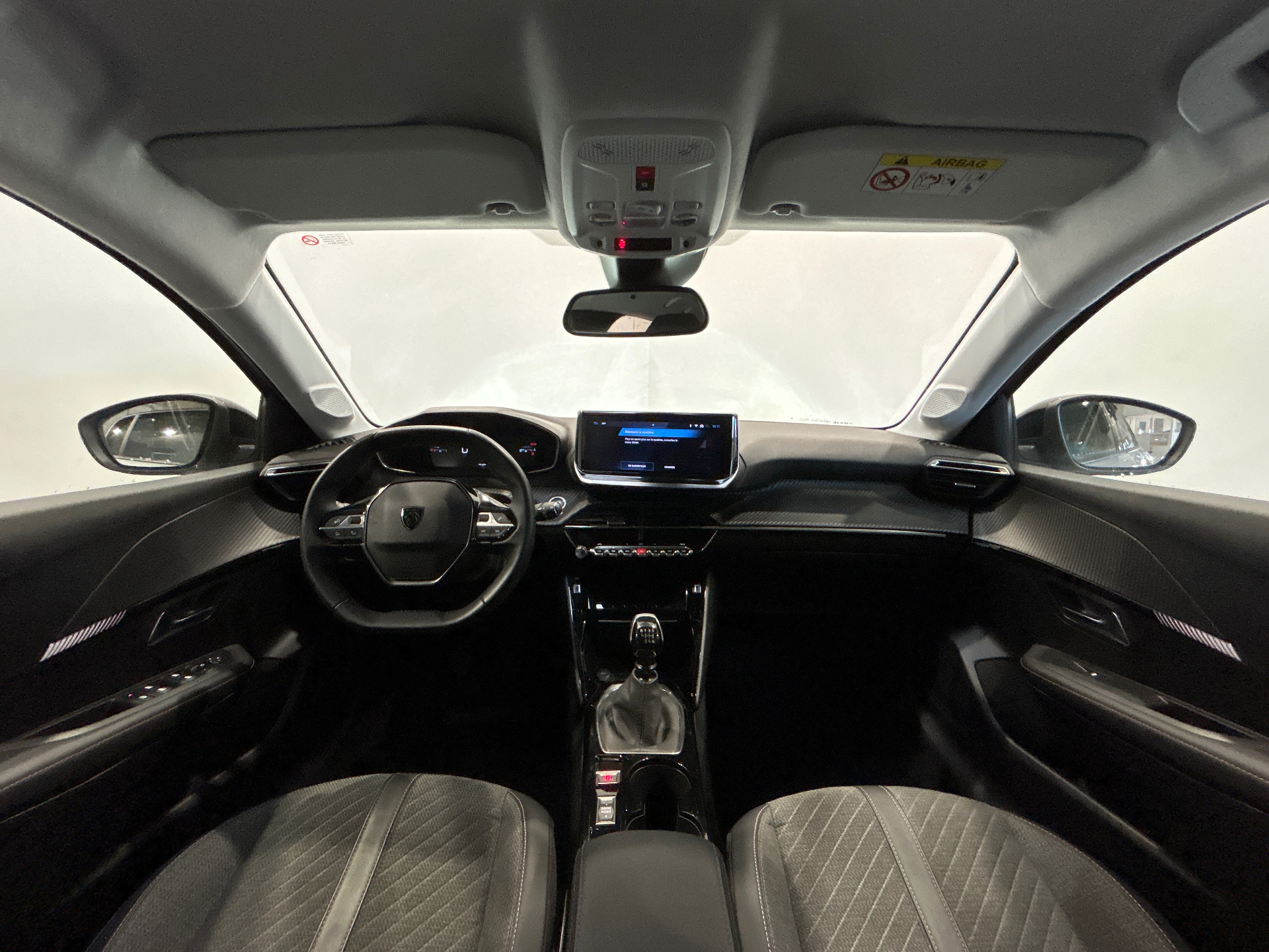 PEUGEOT 208 ALL PT100 BVM