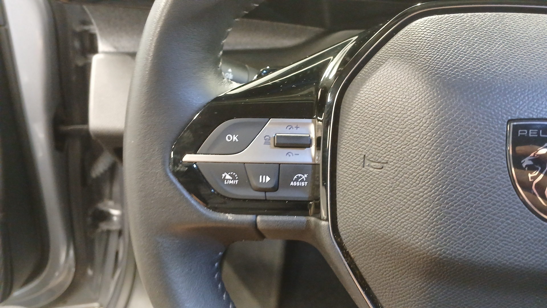 PEUGEOT 308 SW ALLURE BLUEHDI 130 S&S EAT8