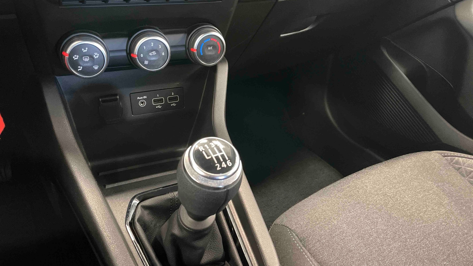 RENAULT CLIO V Blue dCi 100 - 21N Business