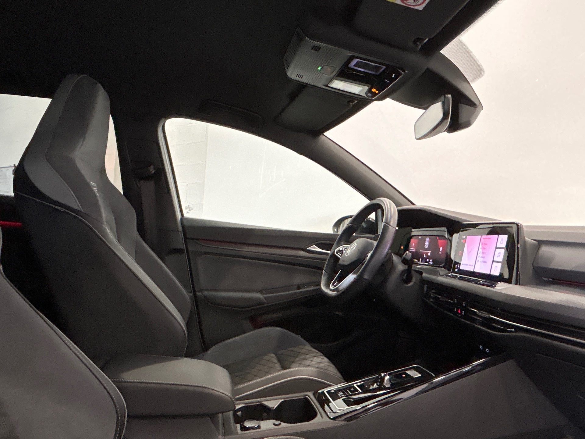 VOLKSWAGEN GOLF 1.5 eTSI OPF 150 DSG7 R-Line