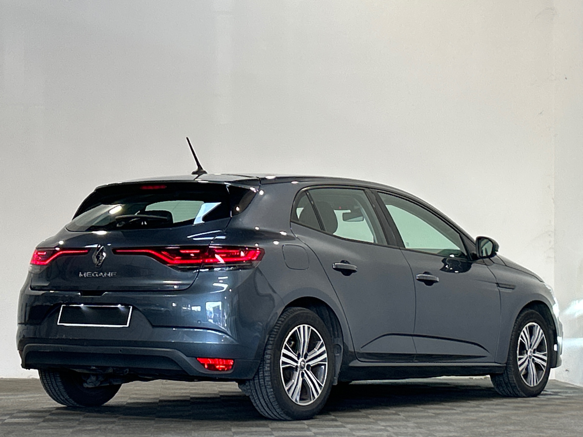 RENAULT MEGANE IV BERLINE evolution Blue dCi 115 EDC