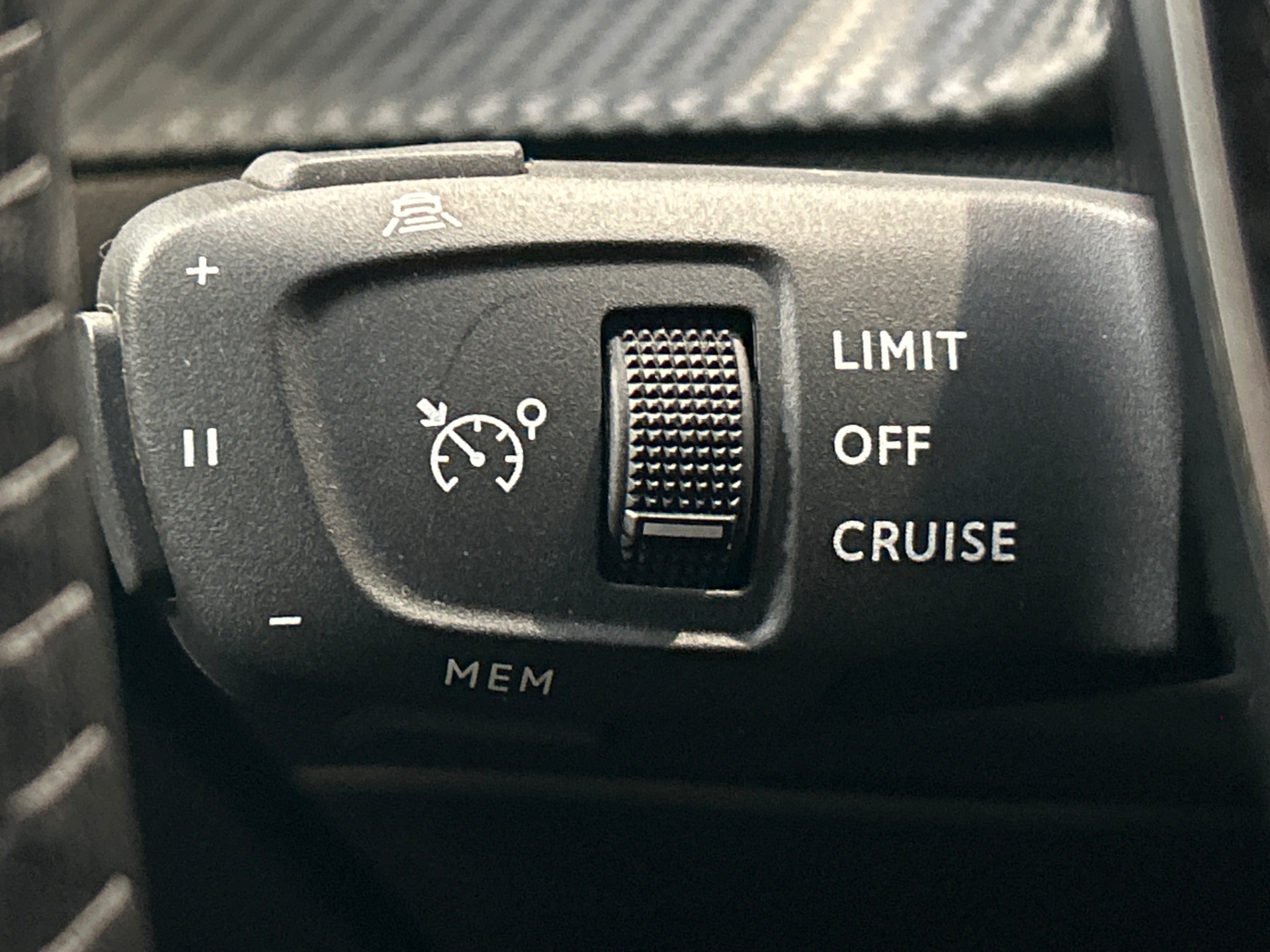 PEUGEOT 208 ALLURE PURETECH 100 S&S BVM6