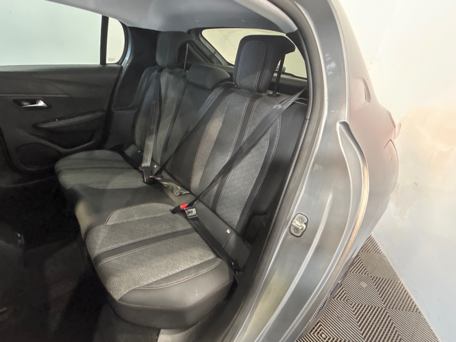 PEUGEOT 208 ALLURE PURETECH 100 S&S BVM6