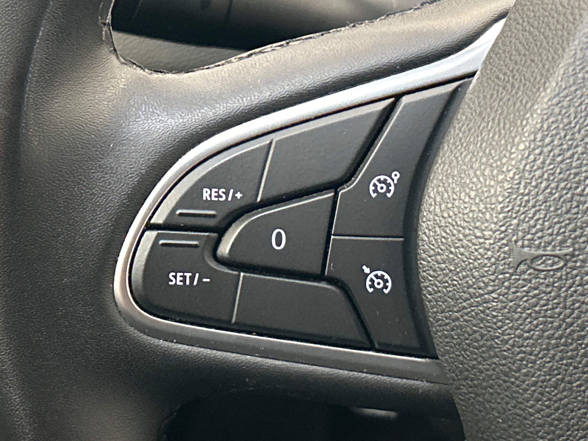 RENAULT MEGANE IV BERLINE evolution Blue dCi 115 EDC