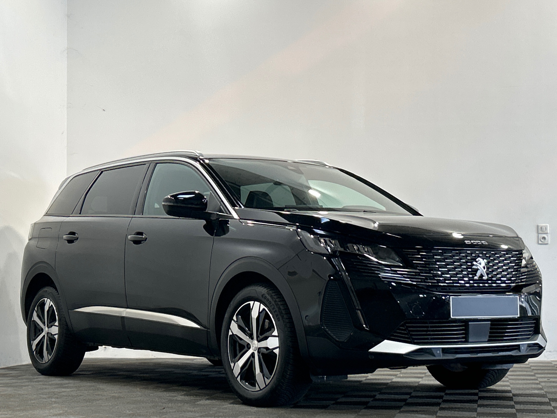 PEUGEOT 5008 ALLURE PK BHDI 130 S&S EAT8