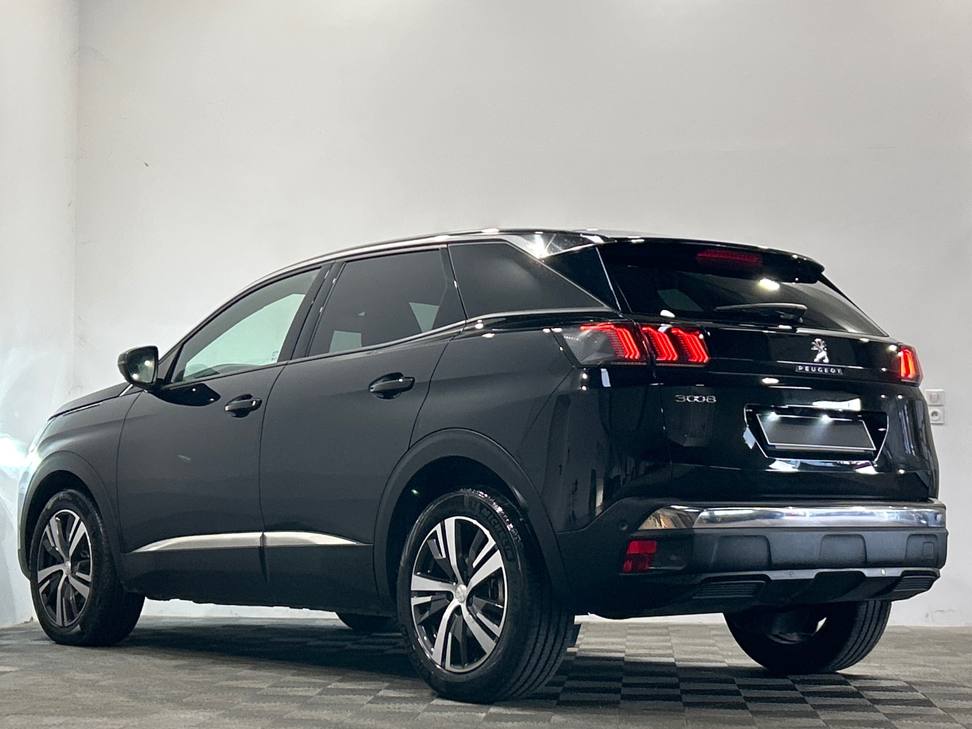 PEUGEOT 3008 ALLURE PACK HYBRID 136 CH E-DCS6