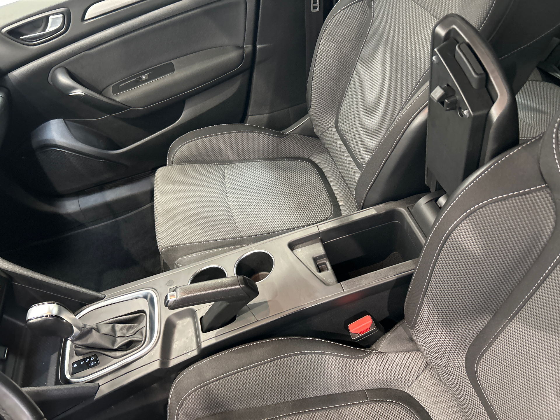 RENAULT MEGANE IV BERLINE evolution Blue dCi 115 EDC