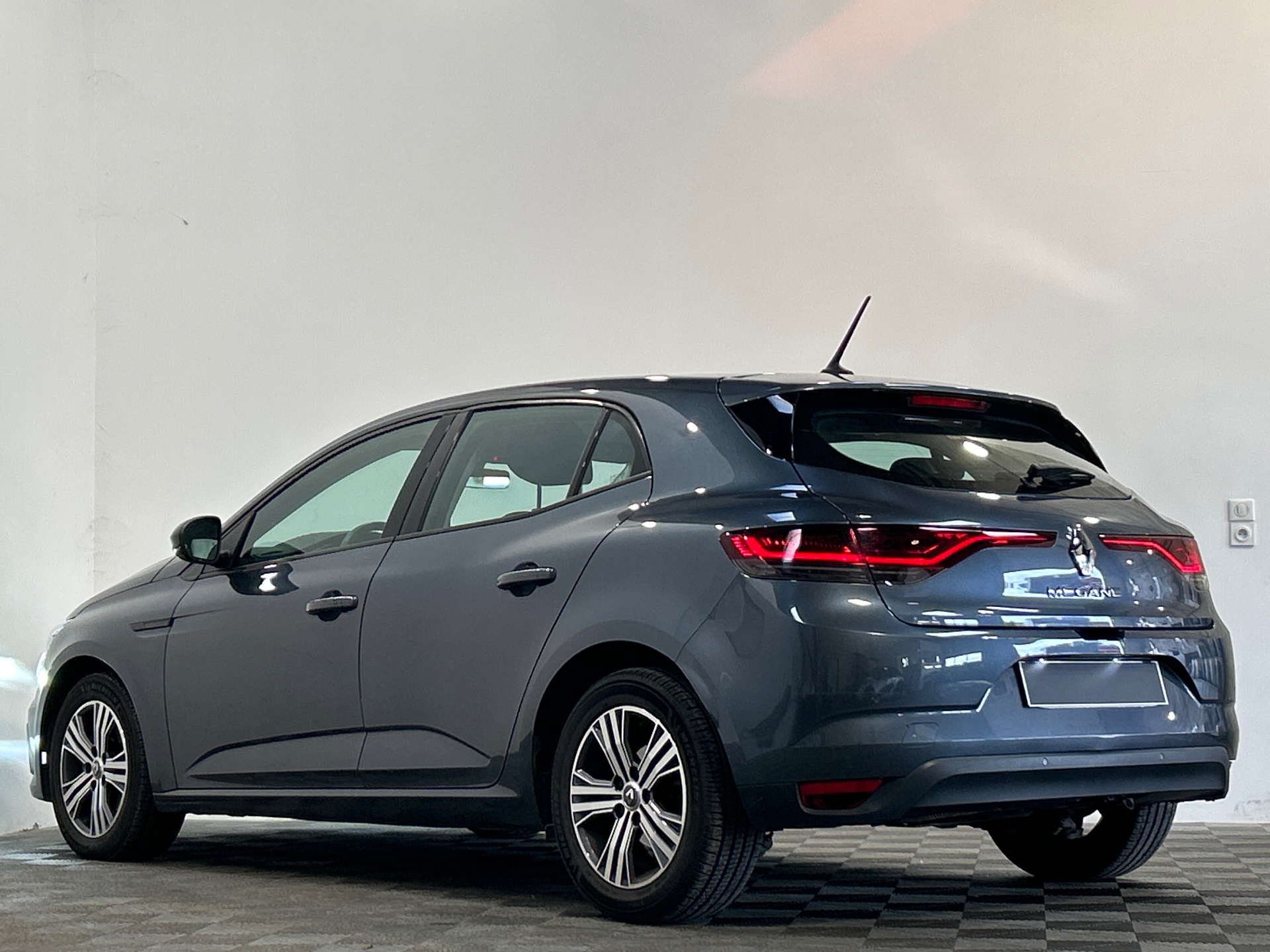 RENAULT MEGANE IV BERLINE evolution Blue dCi 115 EDC