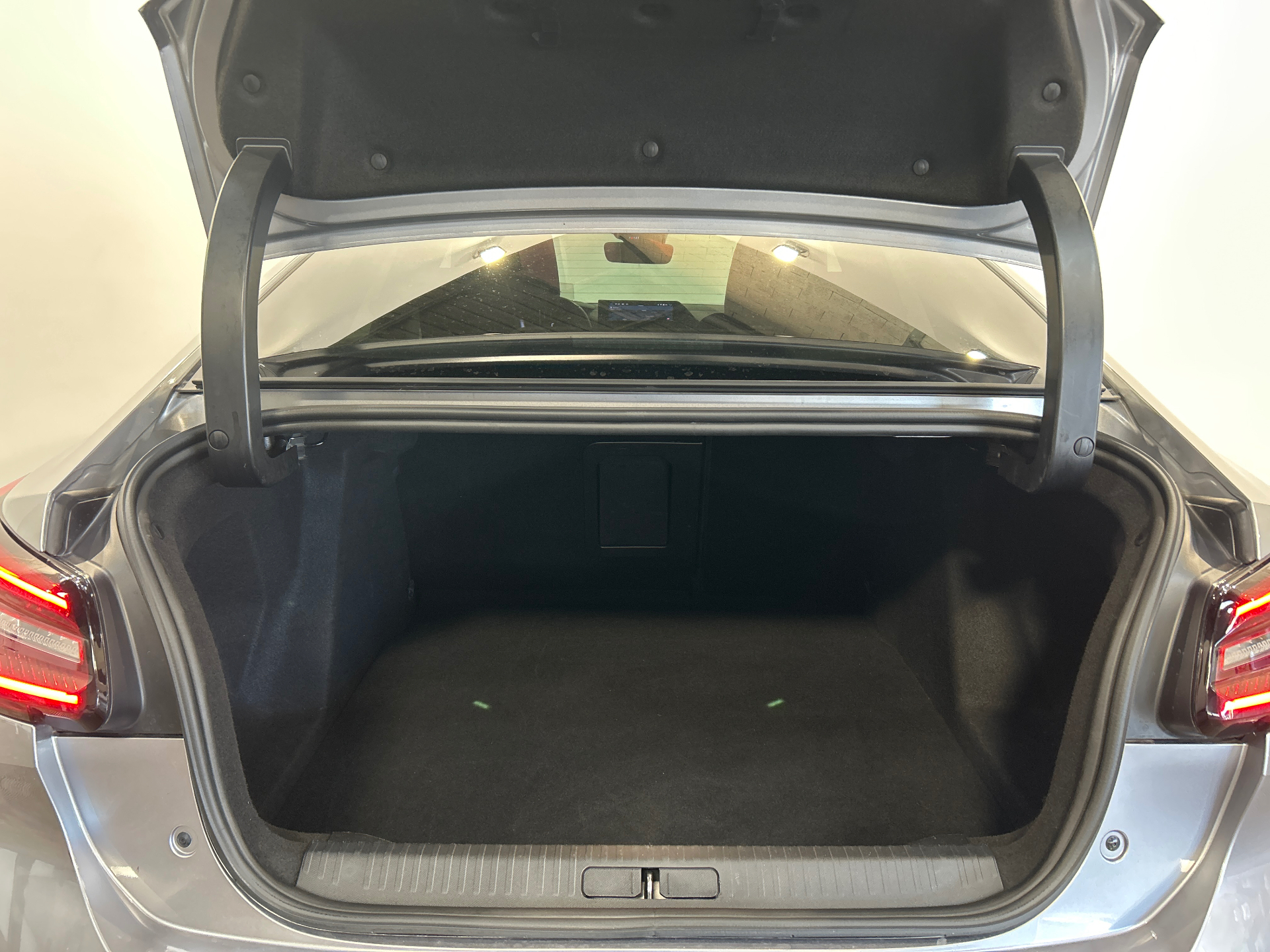 CITROEN C4 X BlueHDi 130 S&S EAT8 Shine Pack
