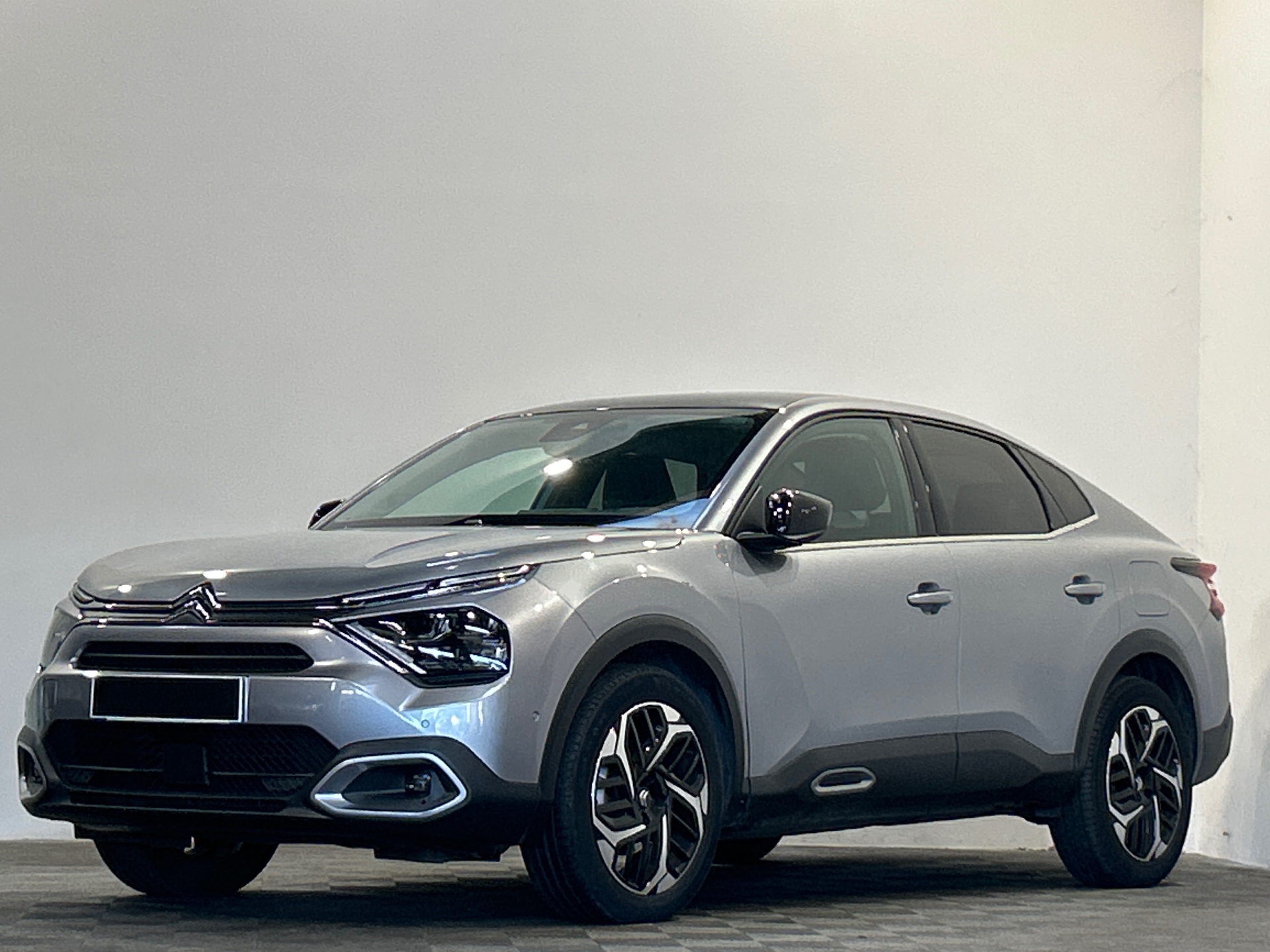 CITROEN C4 X BlueHDi 130 S&S EAT8 Shine Pack
