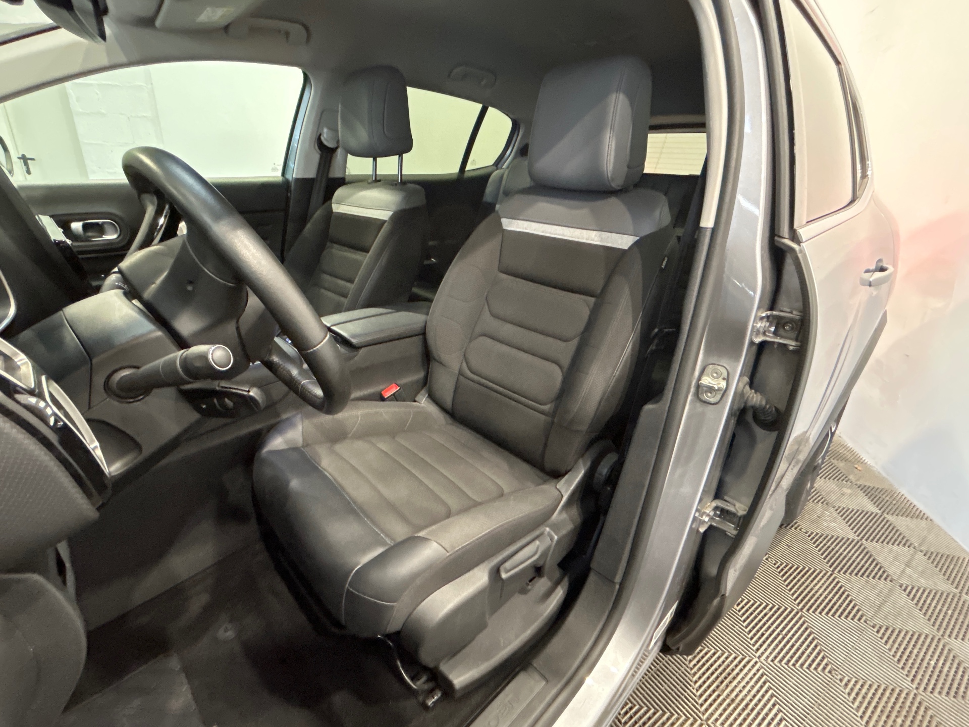 CITROEN C5 AIRCROSS PureTech 130 S&S BVM6 C-Series - 5P