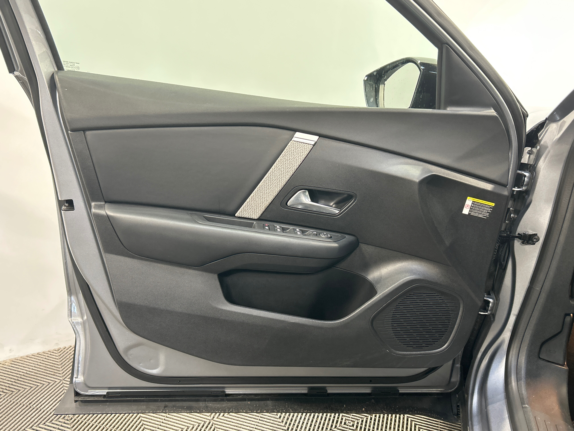 CITROEN C4 X BlueHDi 130 S&S EAT8 Shine Pack