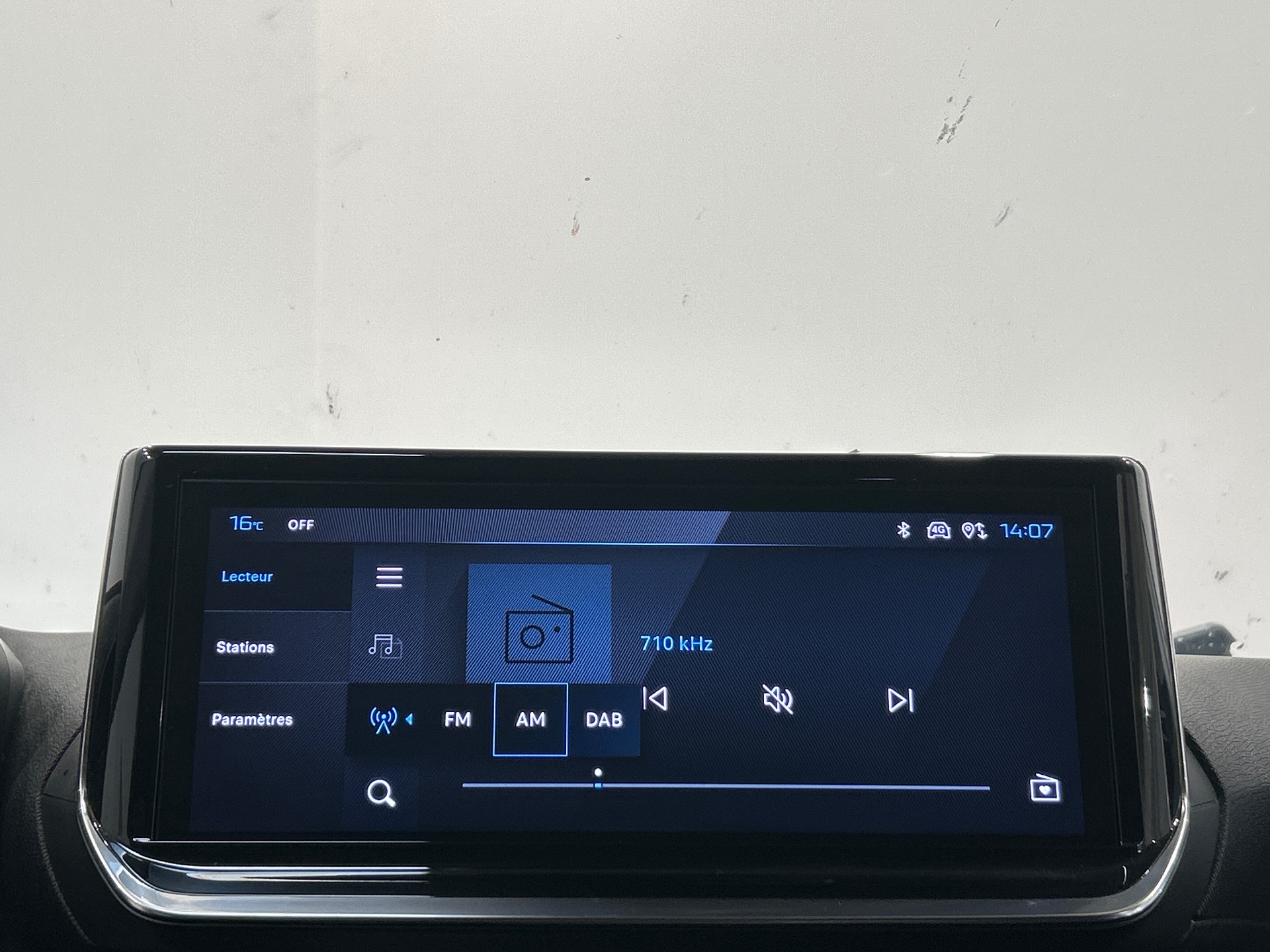 PEUGEOT 208 ALLURE PURETECH 100 S&S BVM6
