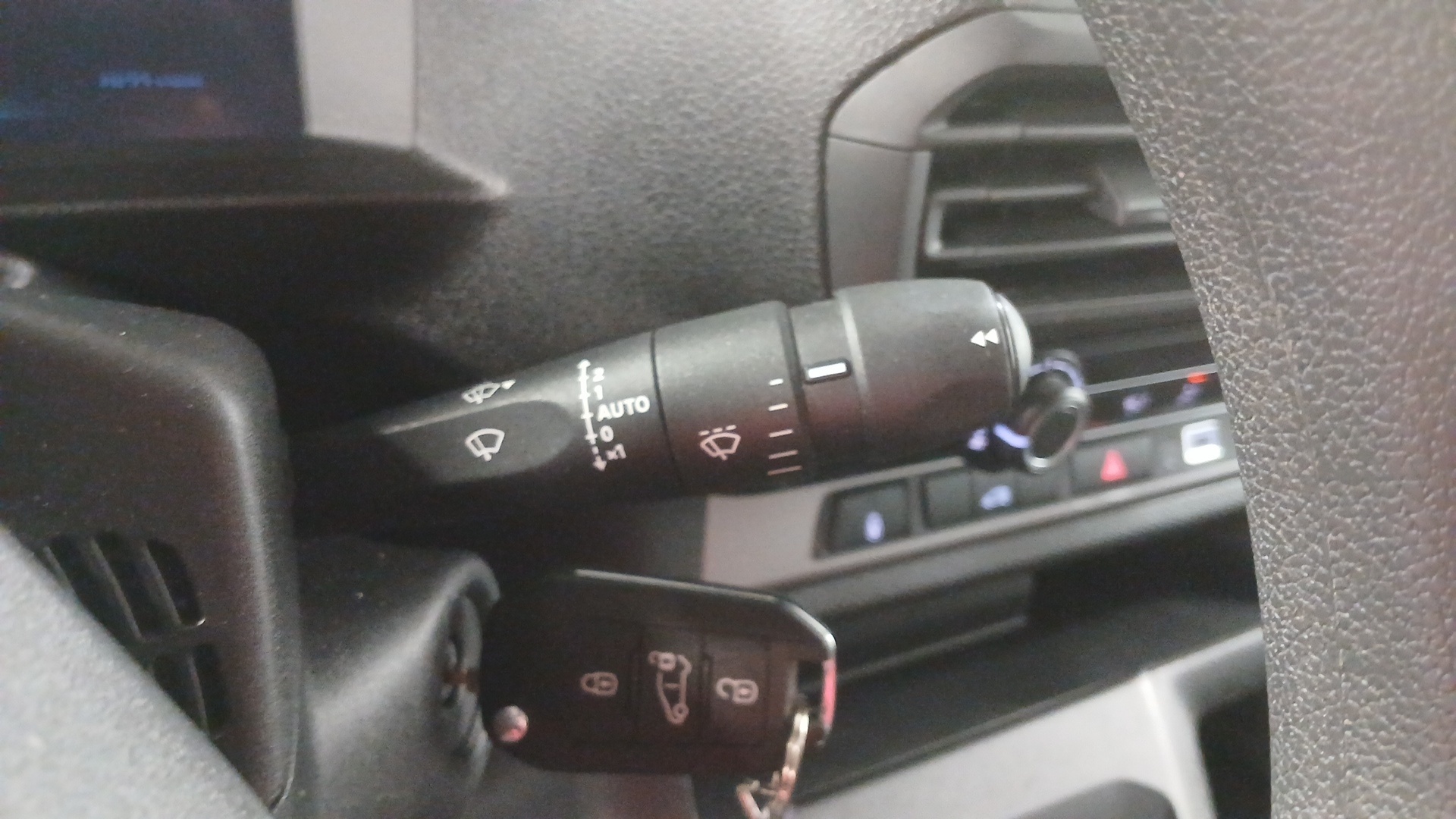 PEUGEOT EXPERT FOURGON Fourgon Taille M BlueHDi 145 BVM6