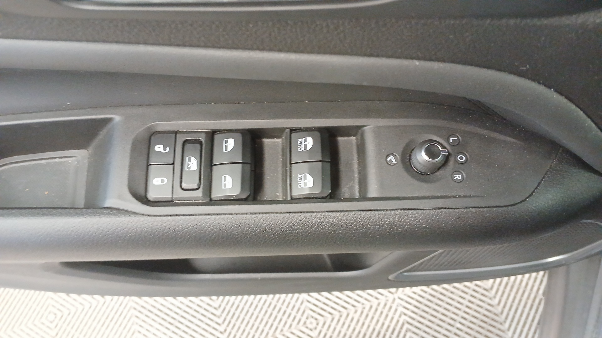 JEEP COMPASS 1.5 Turbo T4 130 ch e-Hybrid BVR7 Limited