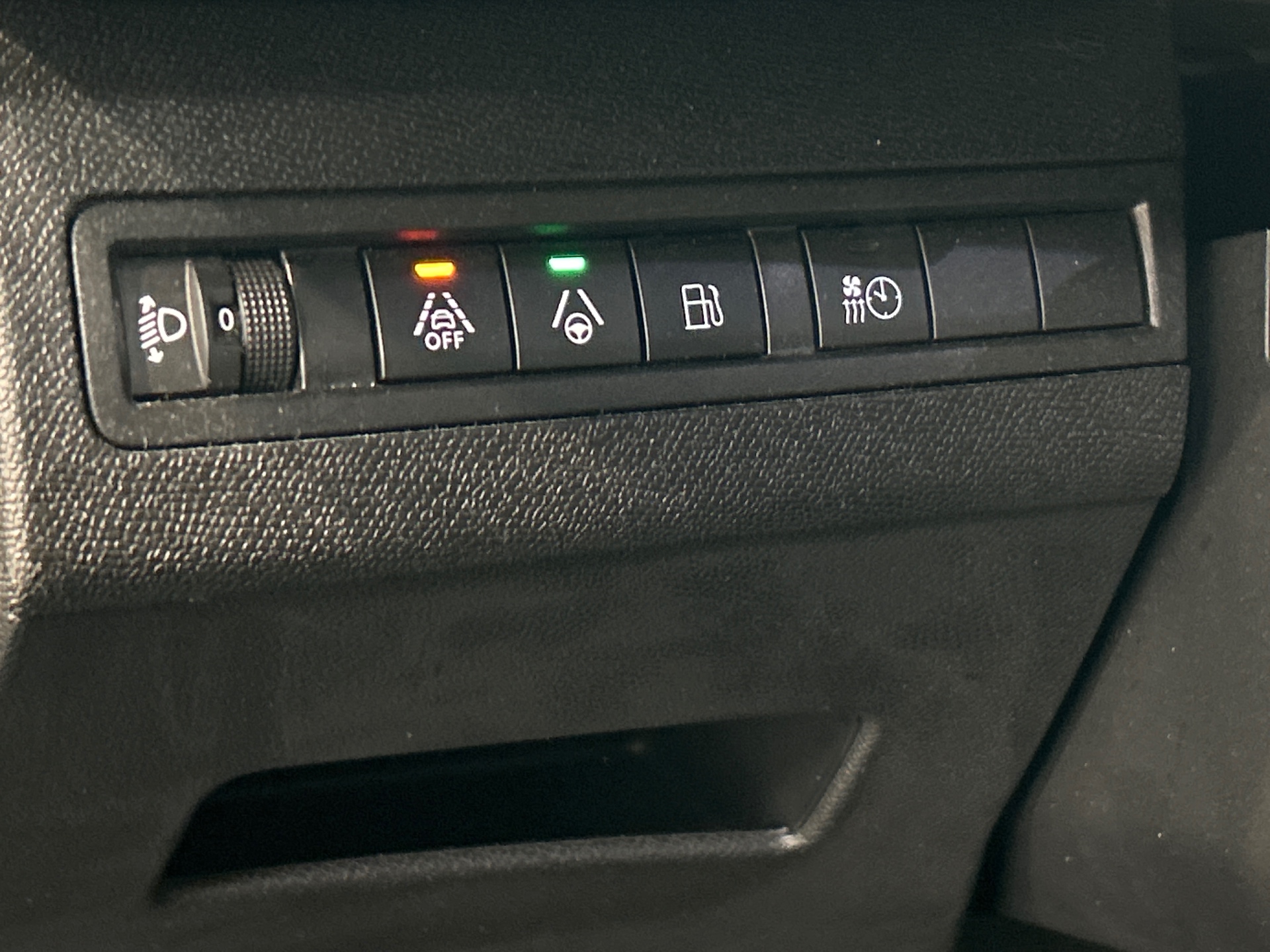 PEUGEOT 3008 Hybrid 180 e-EAT8 Allure Pack