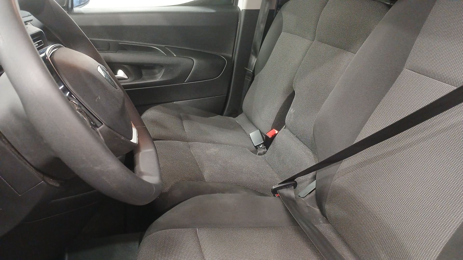 PEUGEOT PARTNER FOURGON Fourgon Taille M 650 kg BlueHDi 100 S&S BVM6