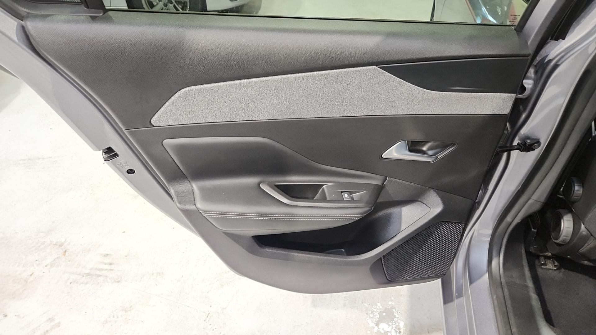 PEUGEOT 308 BlueHDi 130ch S&S EAT8 Allure