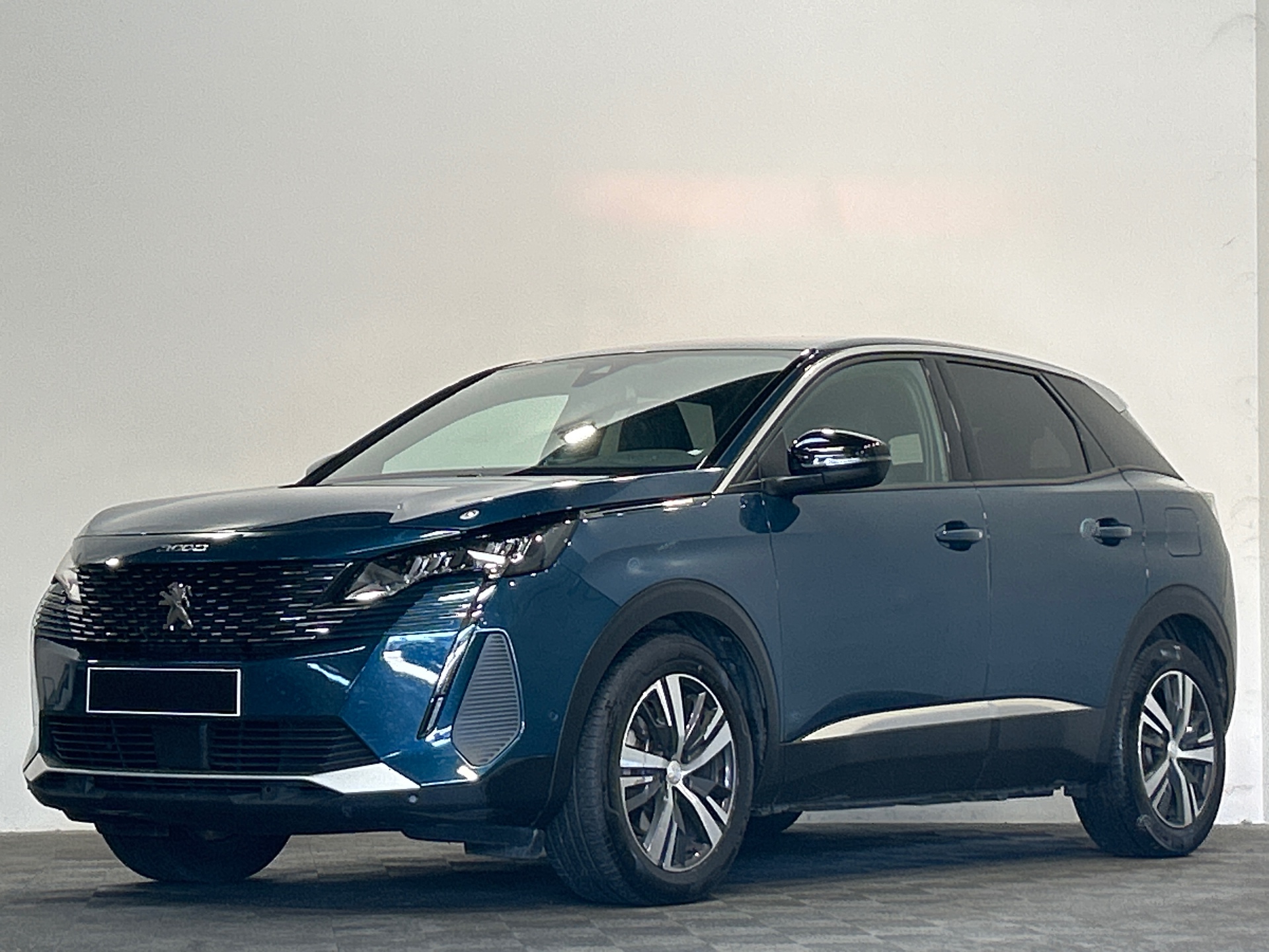 PEUGEOT 3008 Hybrid 180 e-EAT8 Allure Pack
