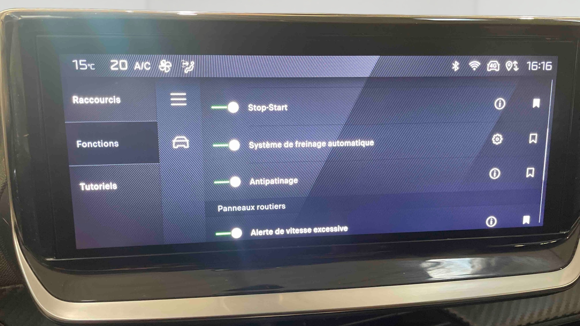 PEUGEOT 208 PureTech 100 S&S BVM6 Allure