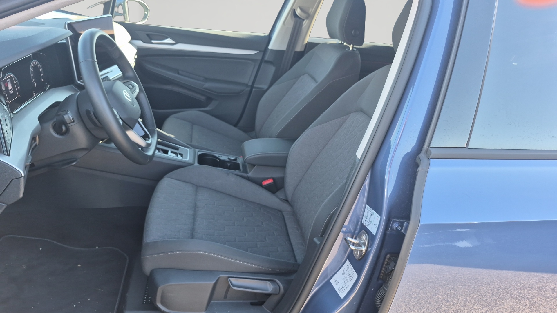 VOLKSWAGEN GOLF 8 VW Edition 1.5 eTSI EVO2 116 DSG