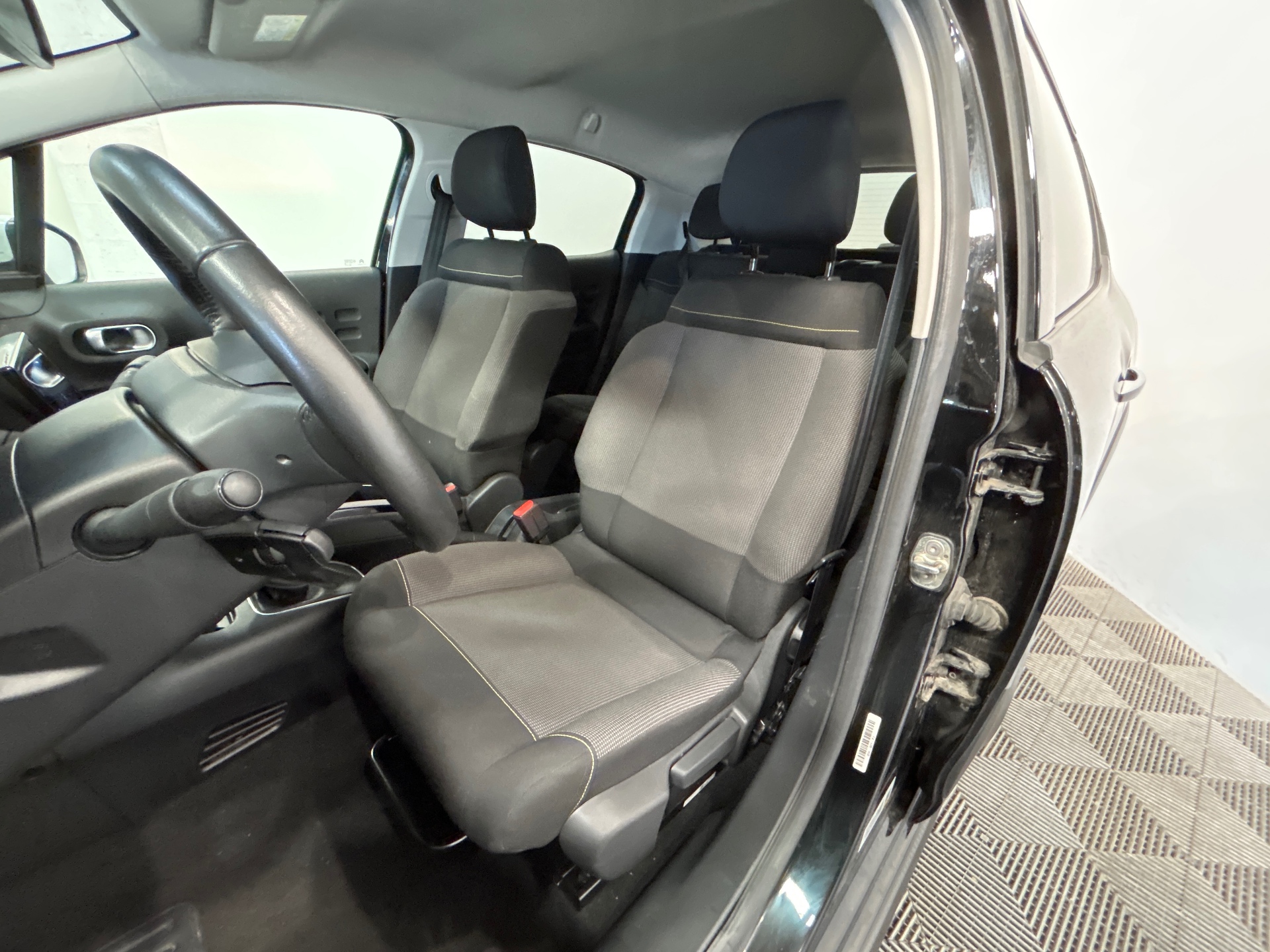 CITROEN C3 PURETECH 110 S&S EAT6 MAX