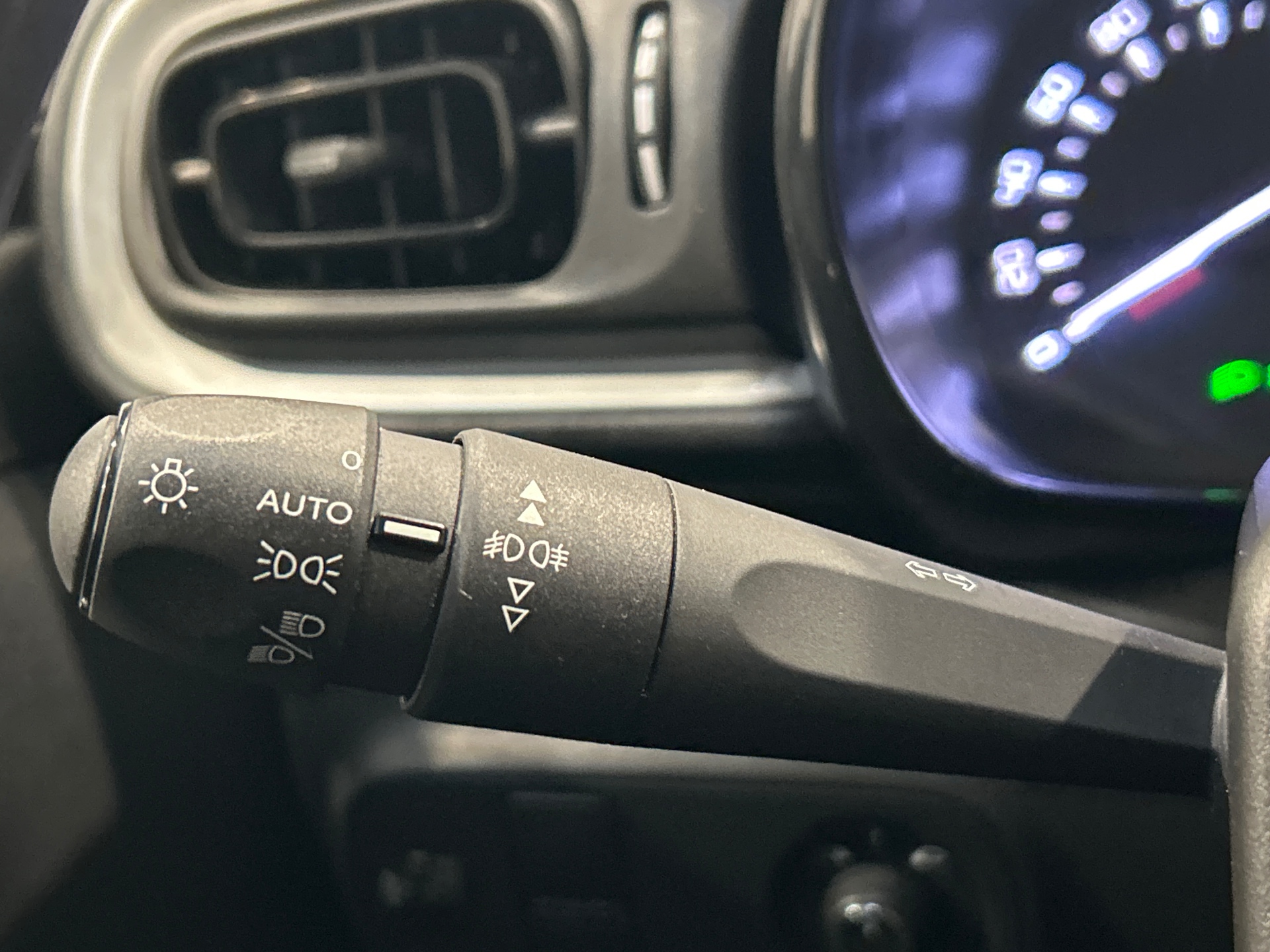 CITROEN C3 PureTech 110 BVM6 Plus