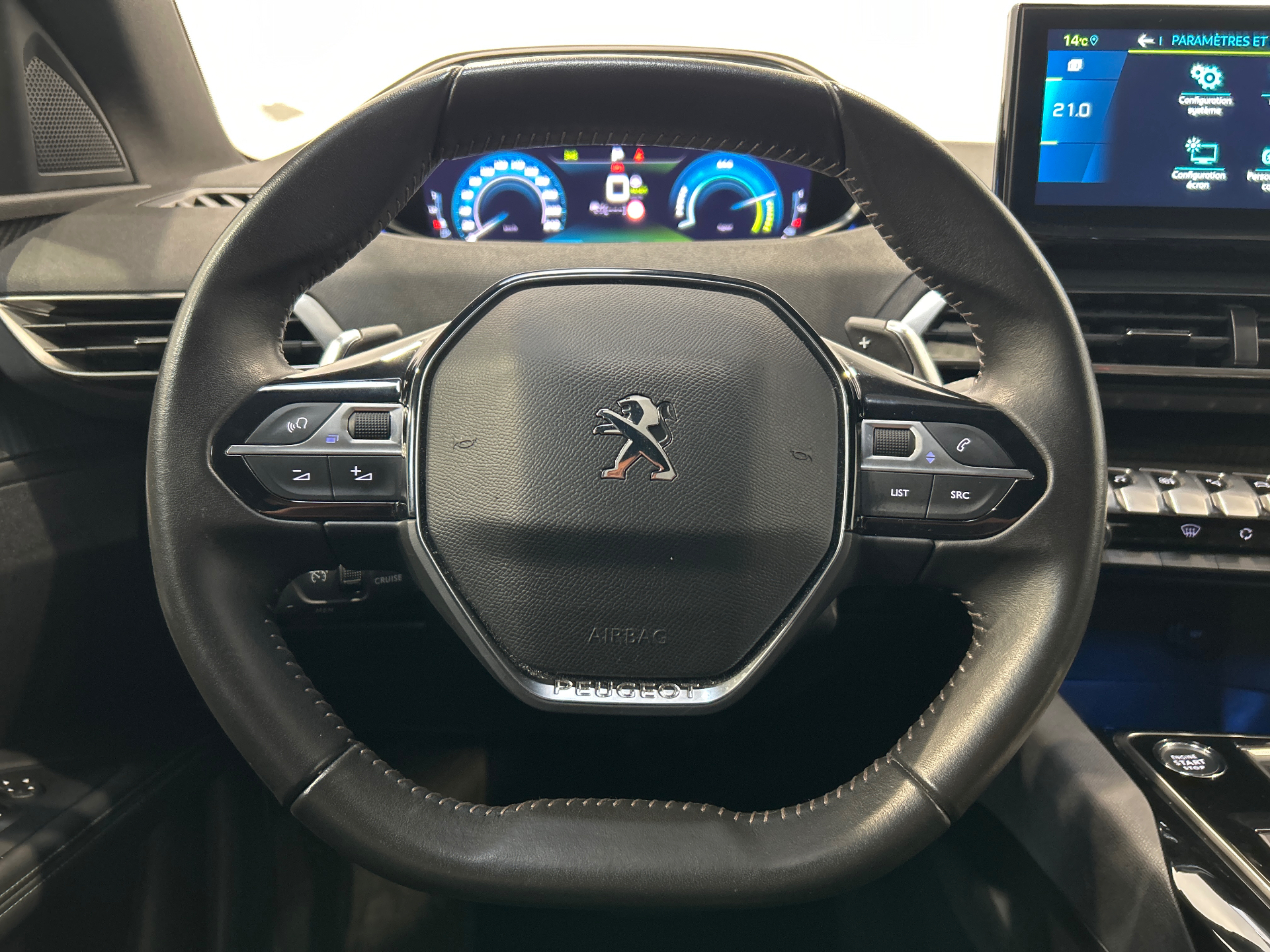 PEUGEOT 3008 Hybrid 180 e-EAT8 Allure Pack