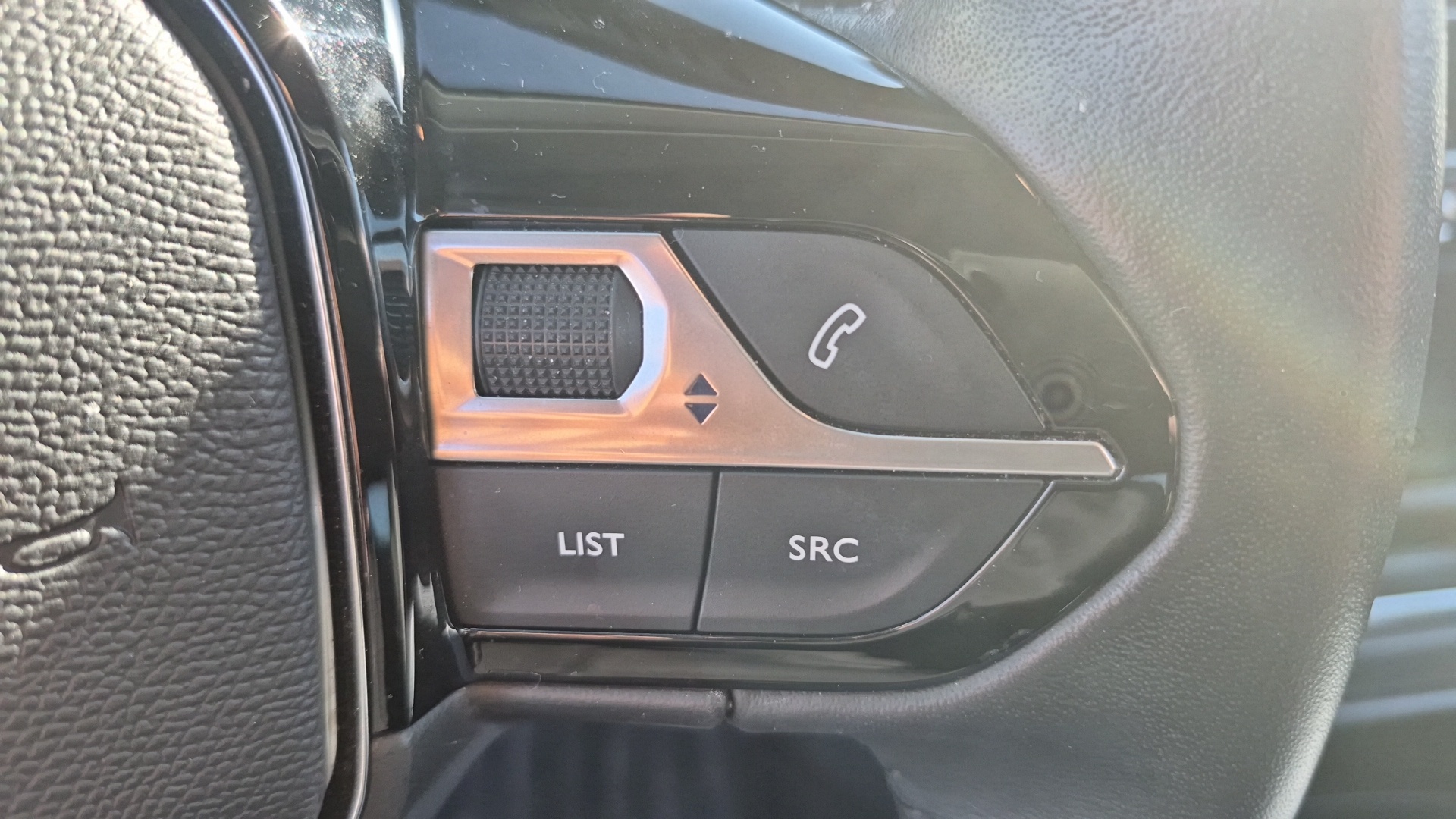 PEUGEOT 208 ALLURE PURETECH 100 S&S BVM6