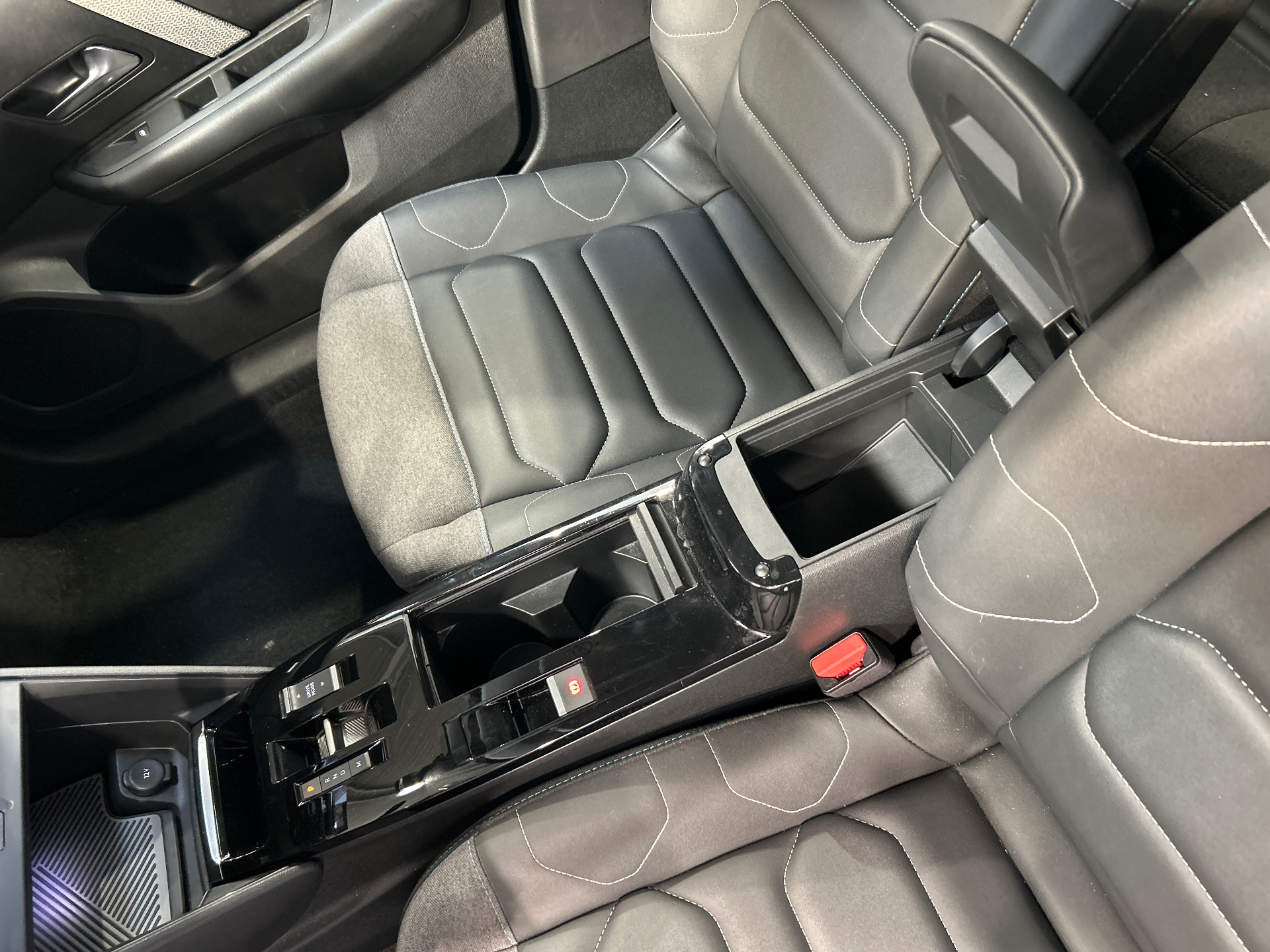 CITROEN C4 BHDI 130 S&S EAT8 MAX