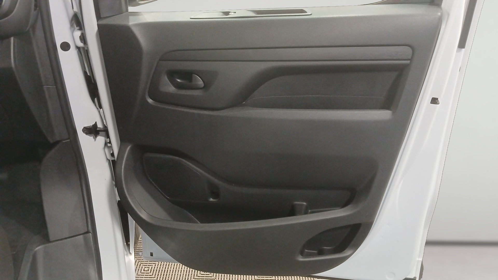 PEUGEOT EXPERT FOURGON Fourgon Taille M BlueHDi 145 BVM6