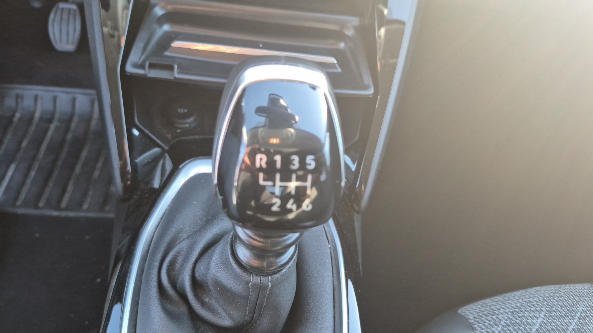PEUGEOT 208 ALLURE PURETECH 100 S&S BVM6