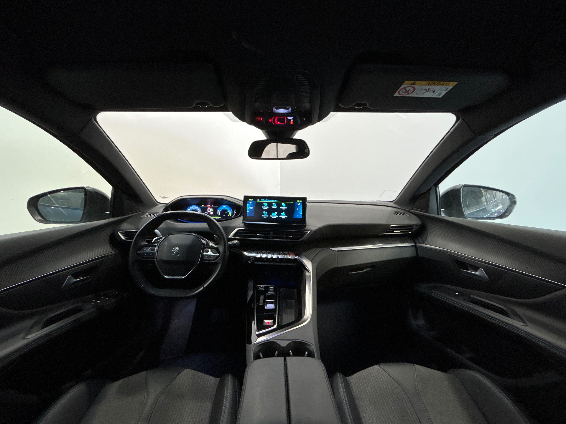 PEUGEOT 3008 Hybrid 180 e-EAT8 Allure Pack